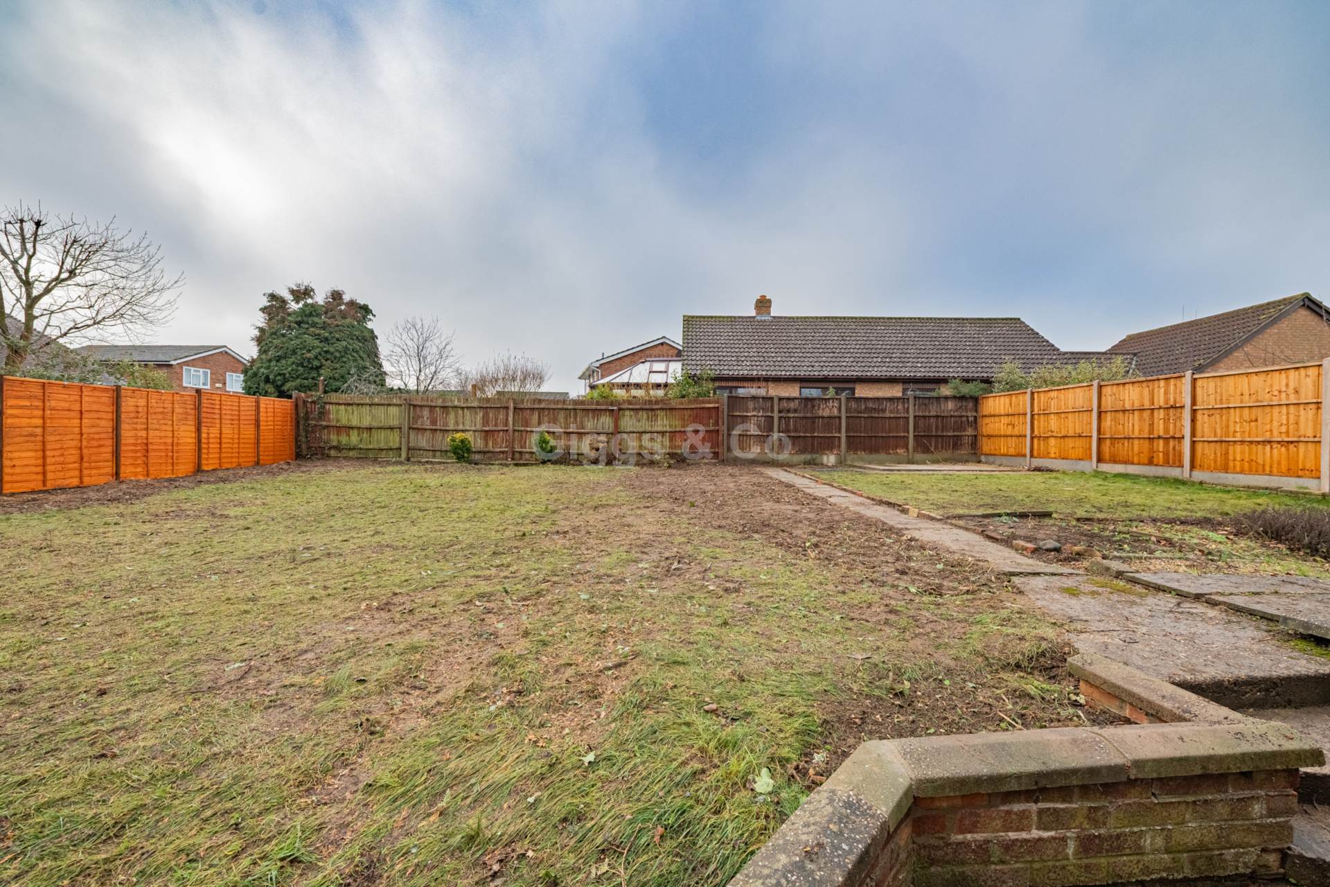 4 bed bungalow to rent in Cross Hall Road, St Neots 28