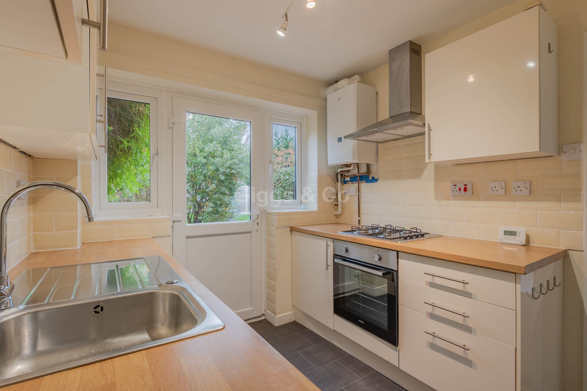 1 bed semi-detached house to rent in Lady Way, St Neots  - Property Image 3