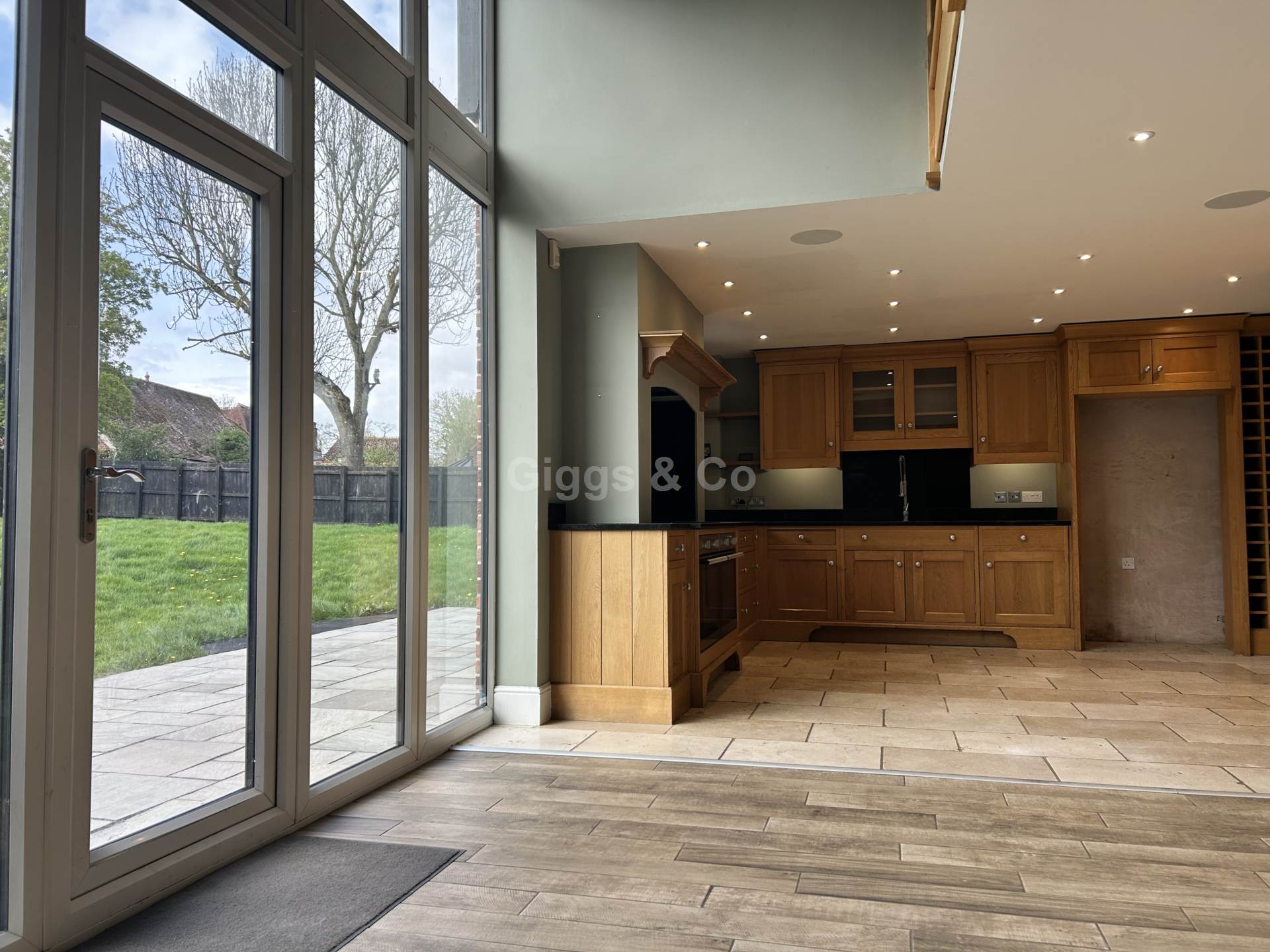 4 bed detached house to rent in Chandlers, Huntingdon  - Property Image 4