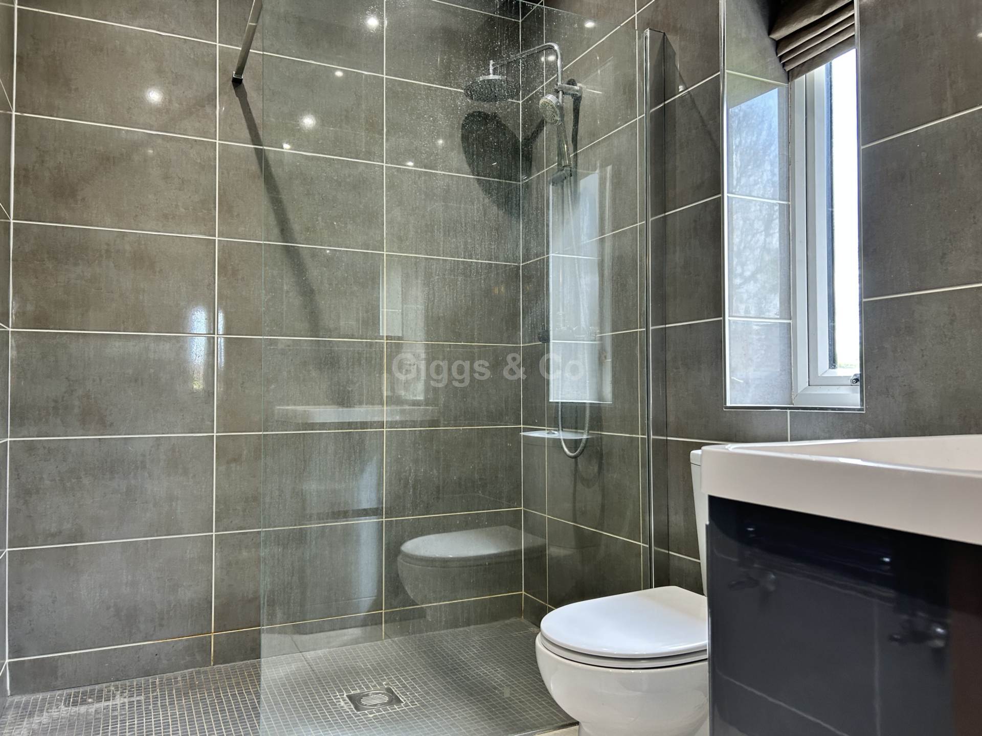 4 bed detached house to rent in Chandlers, Huntingdon 19