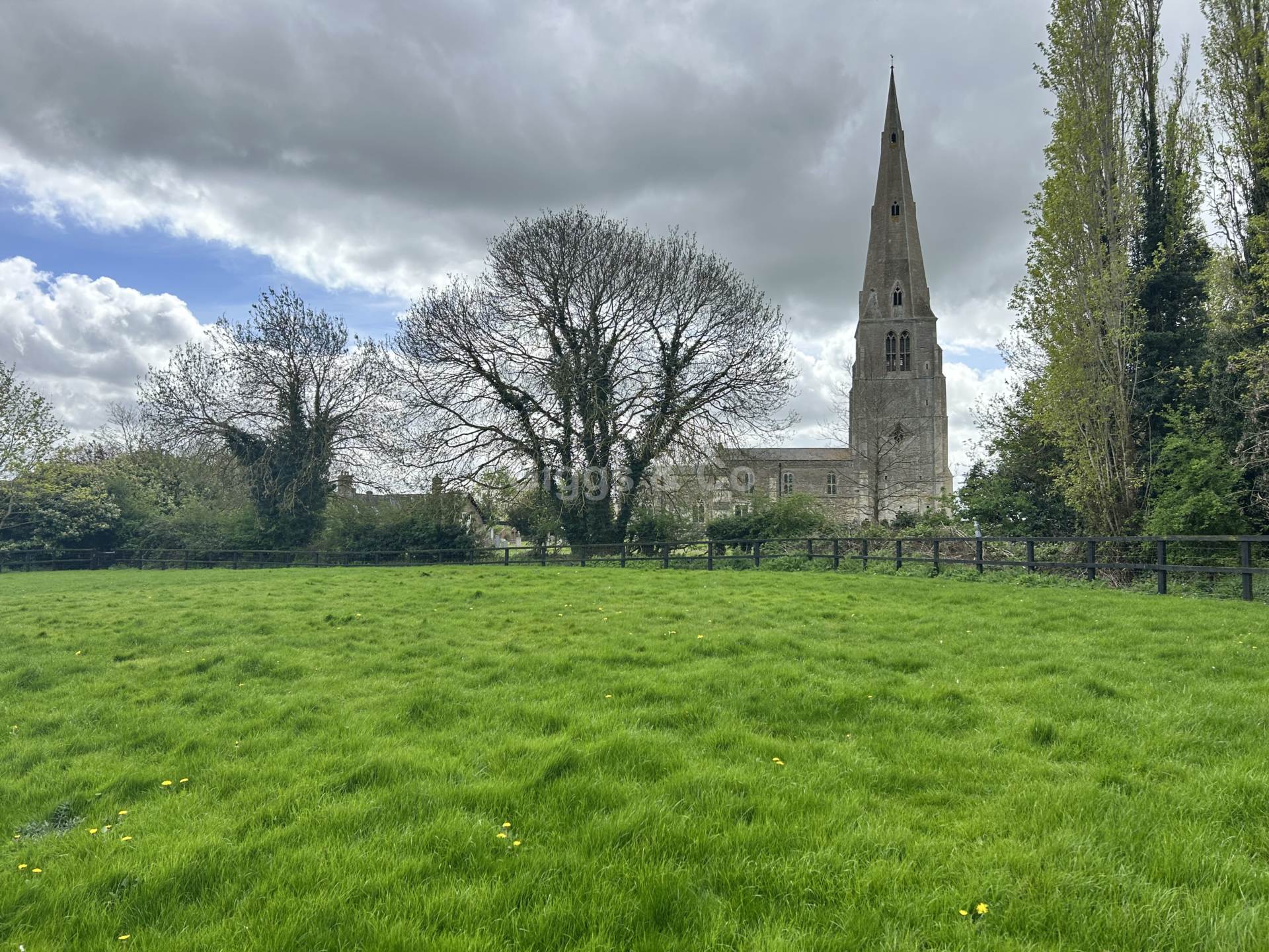 4 bed detached house to rent in Chandlers, Huntingdon  - Property Image 33