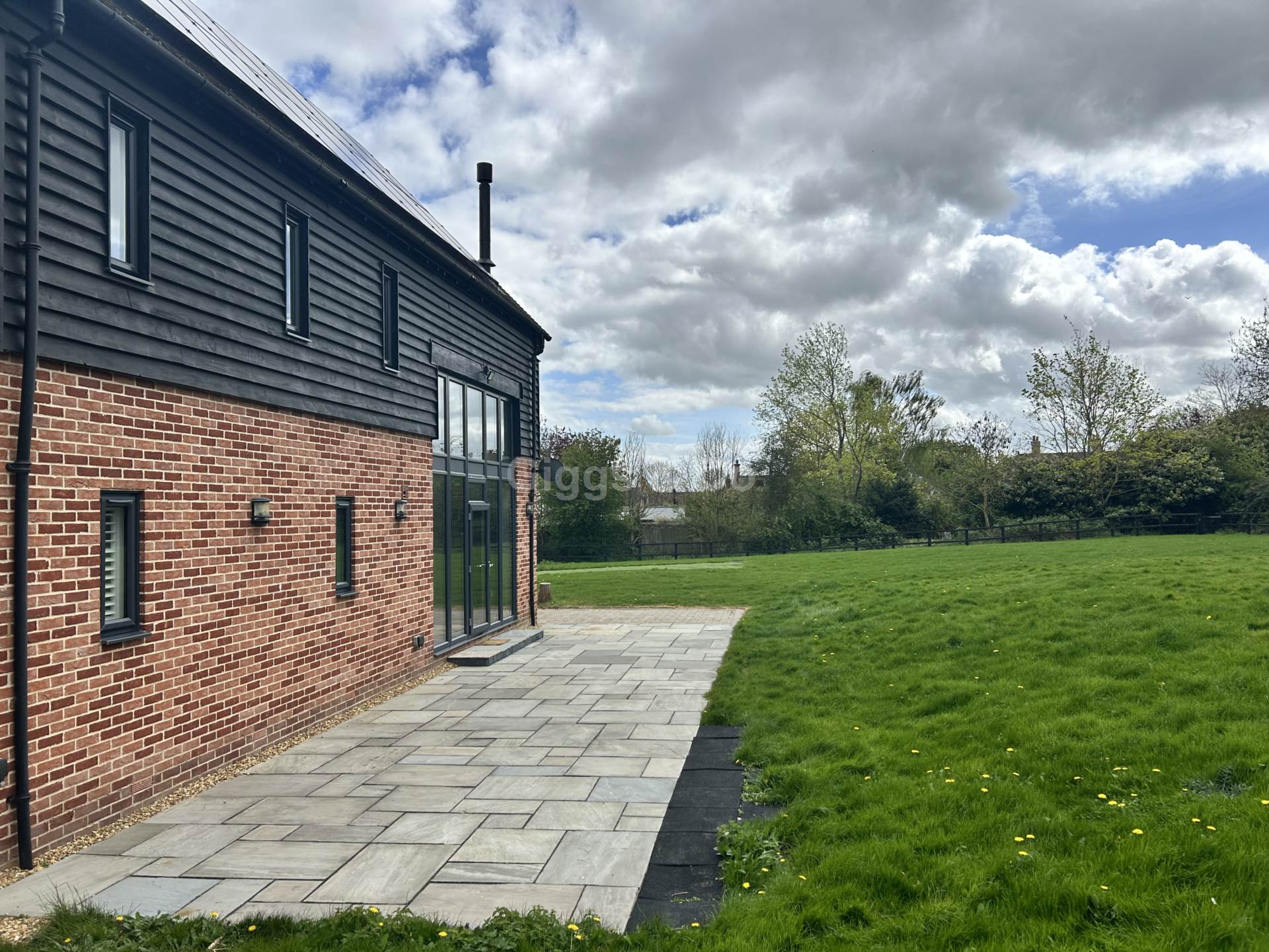 4 bed detached house to rent in Chandlers, Huntingdon 33