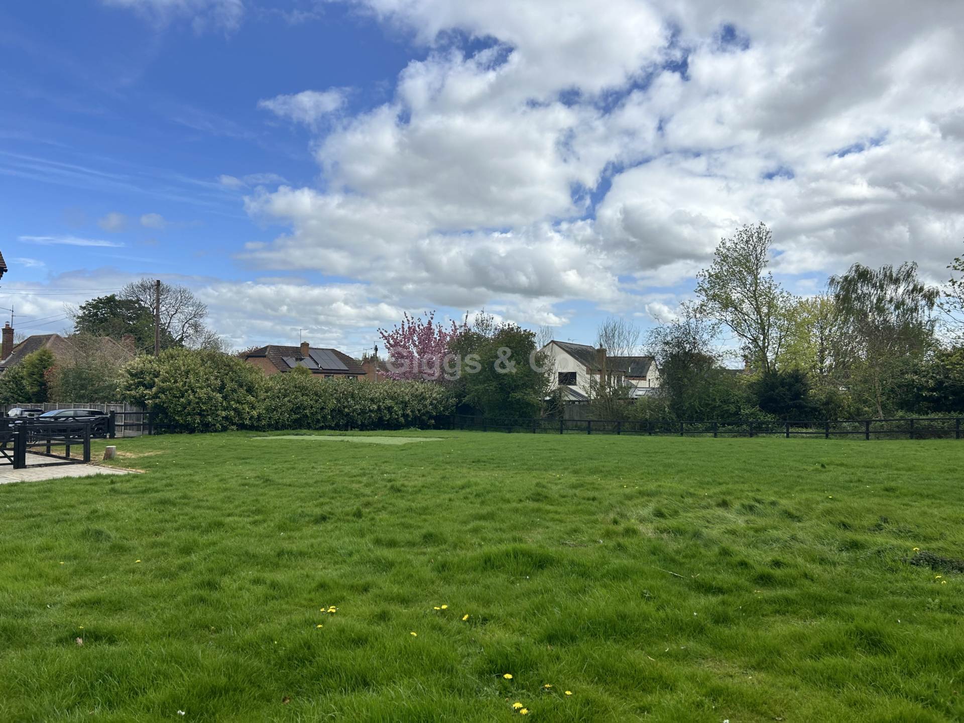 4 bed detached house to rent in Chandlers, Huntingdon 35