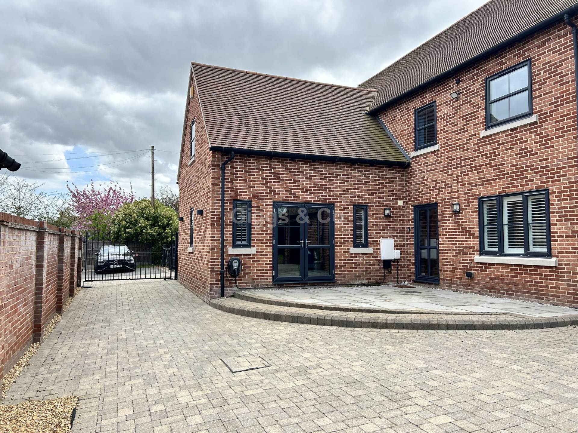 4 bed detached house to rent in Chandlers, Huntingdon 38