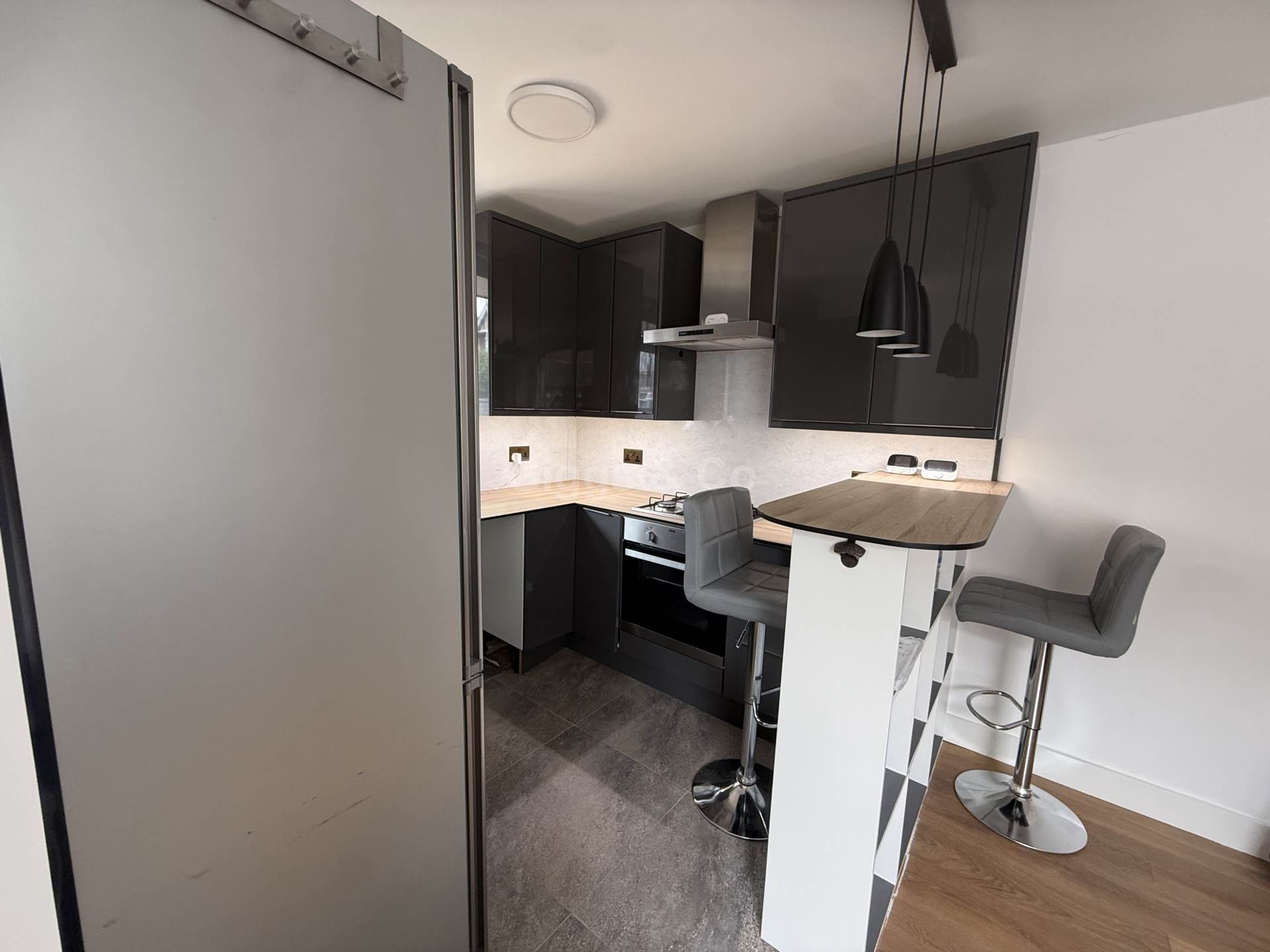 2 bed maisonette to rent in Ashburnham Road, Luton  - Property Image 3