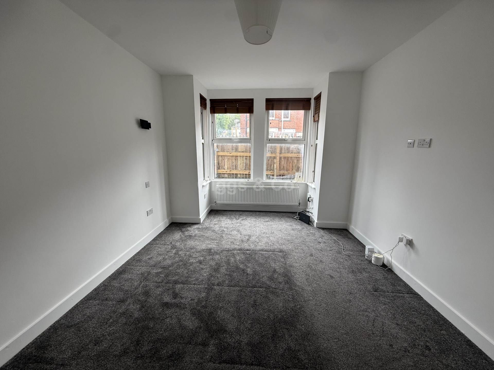 2 bed maisonette to rent in Ashburnham Road, Luton  - Property Image 7