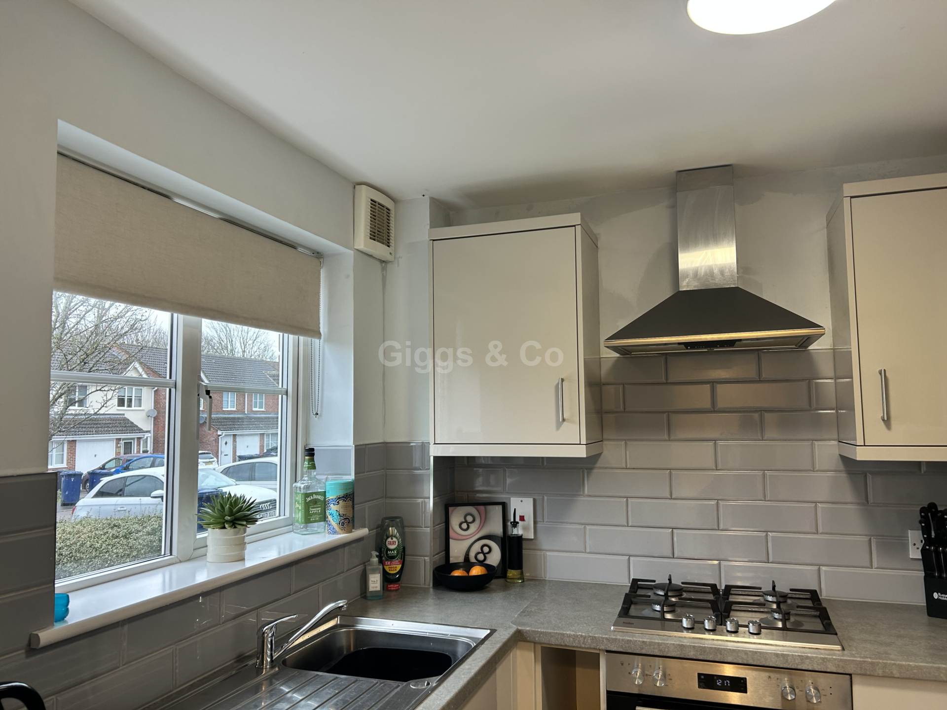 2 bed house to rent in Admirals Way, St Neots  - Property Image 4