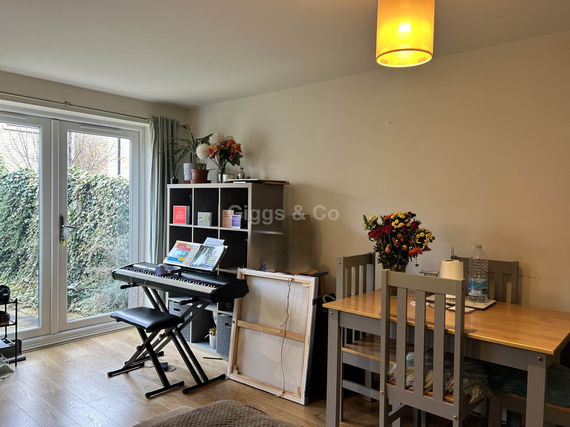 4 bed town house to rent in Dramsell Rise, St Neots  - Property Image 4