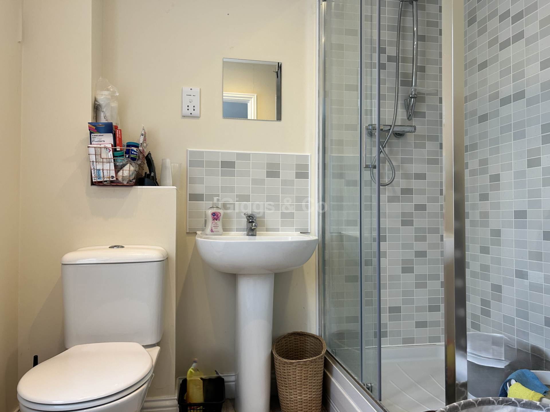 4 bed town house to rent in Dramsell Rise, St Neots  - Property Image 11