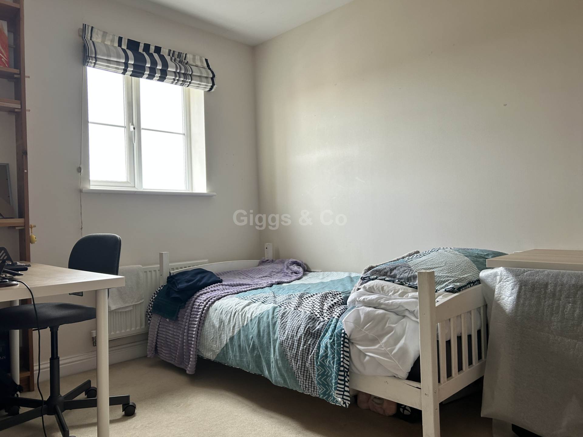 4 bed town house to rent in Dramsell Rise, St Neots  - Property Image 14