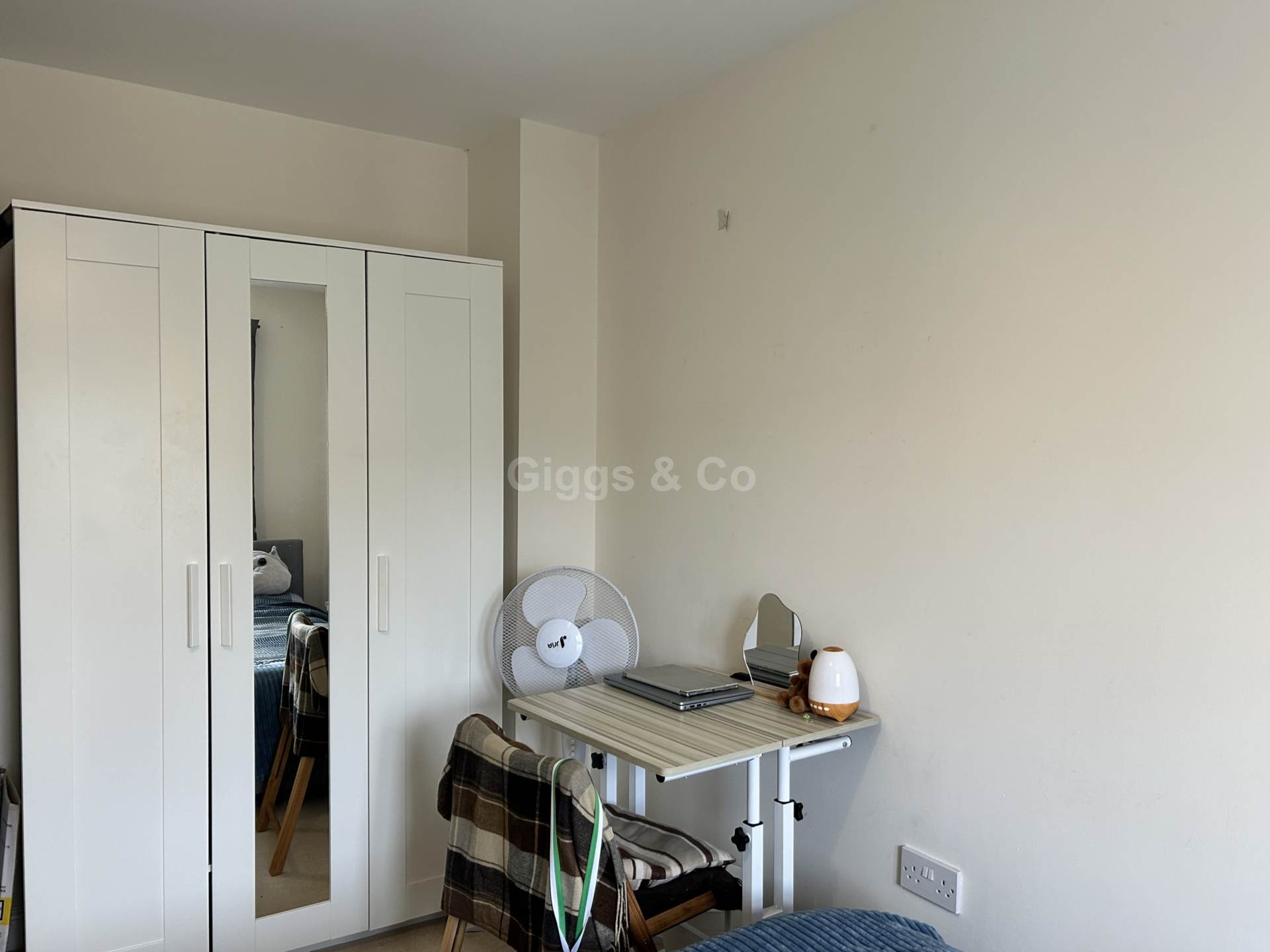 4 bed town house to rent in Dramsell Rise, St Neots 16