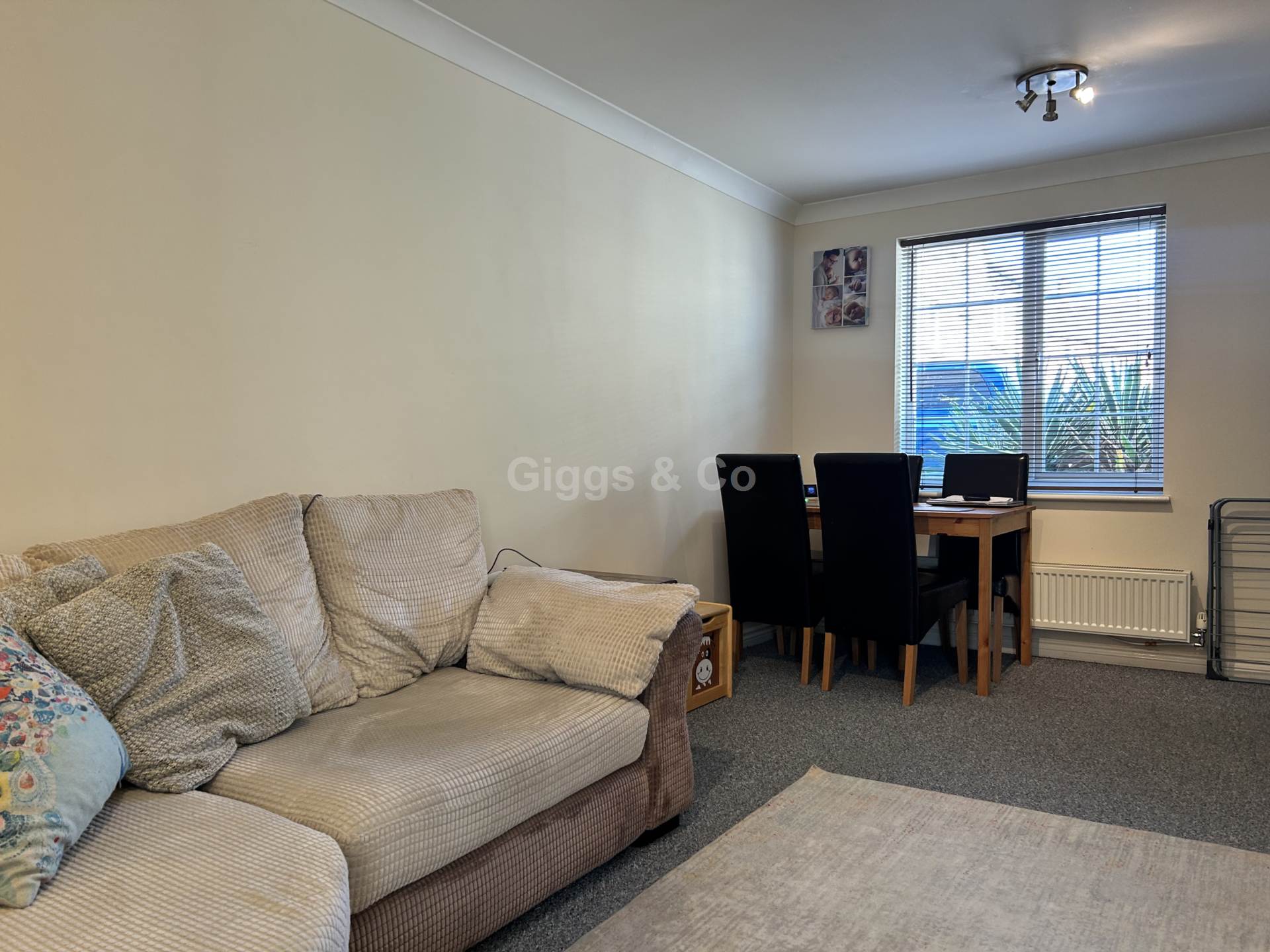2 bed house to rent in Bevington Way, Eynesbury, St Neots 2
