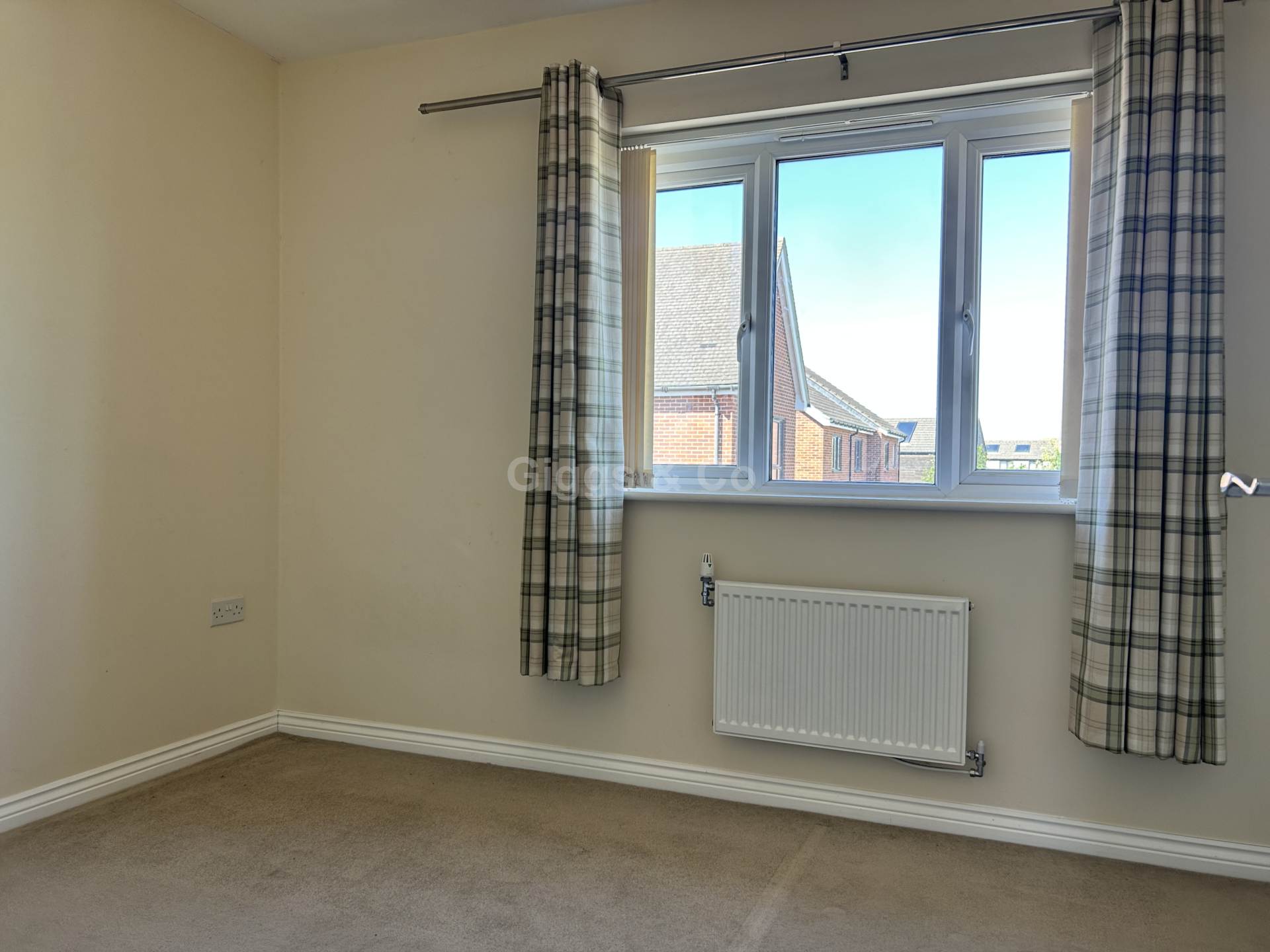 2 bed house to rent in Otter Road, Upper Cambourne, Cambridge 10