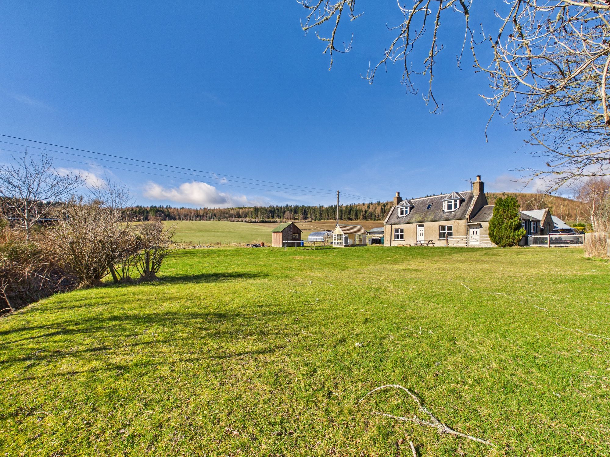 Strathdown Detached cottage for sale in Strathdon, AB36 (ref: 1dc5f6ea-6d2d-4d48 ...