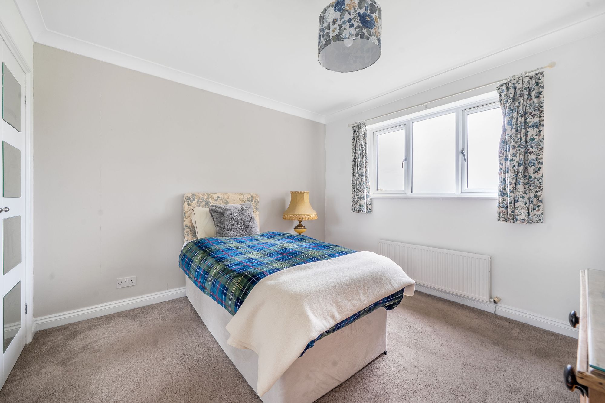 3 bed detached house for sale in Millend, Pershore 9