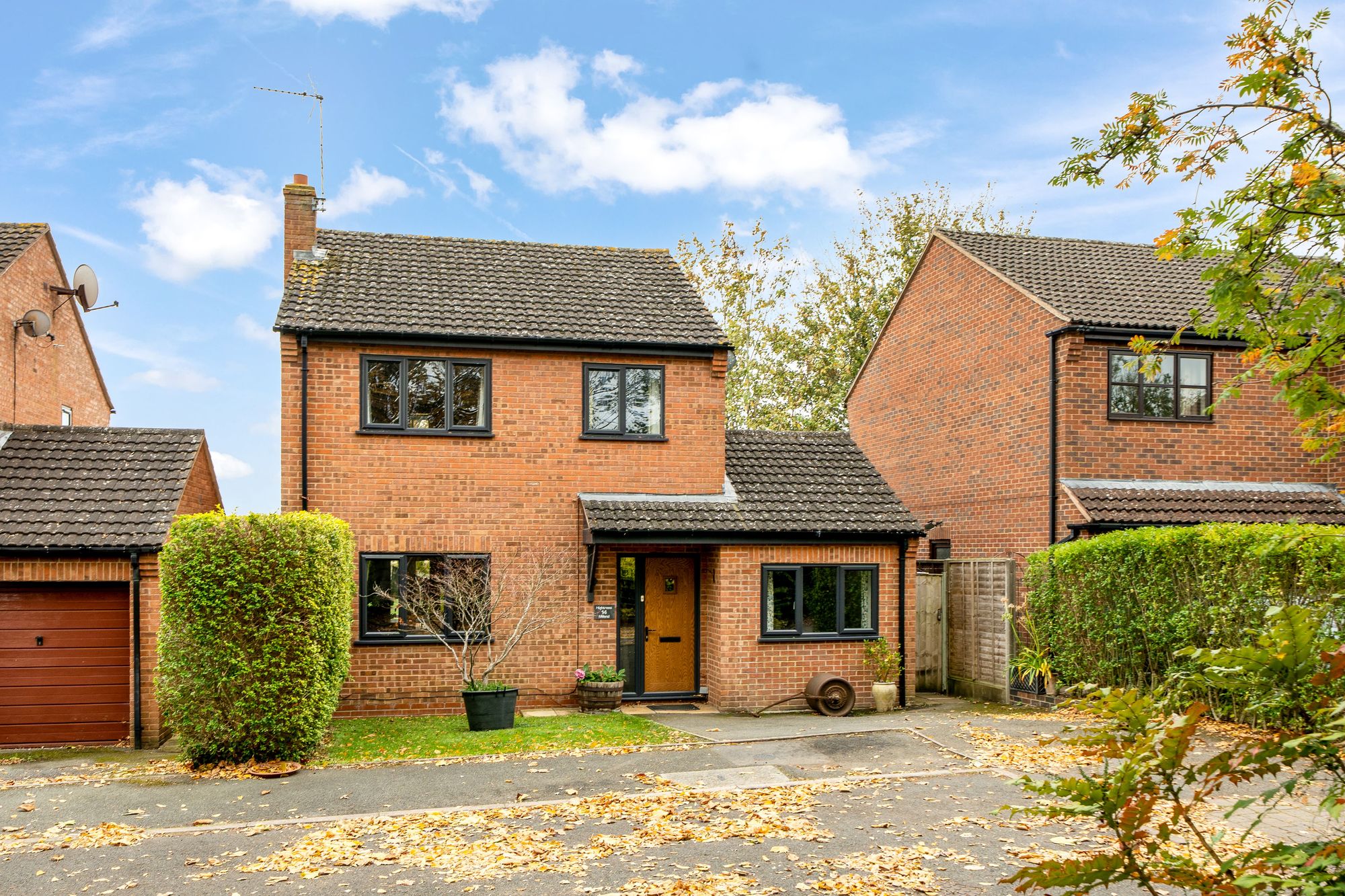 3 bed detached house for sale in Millend, Pershore - Property Image 1