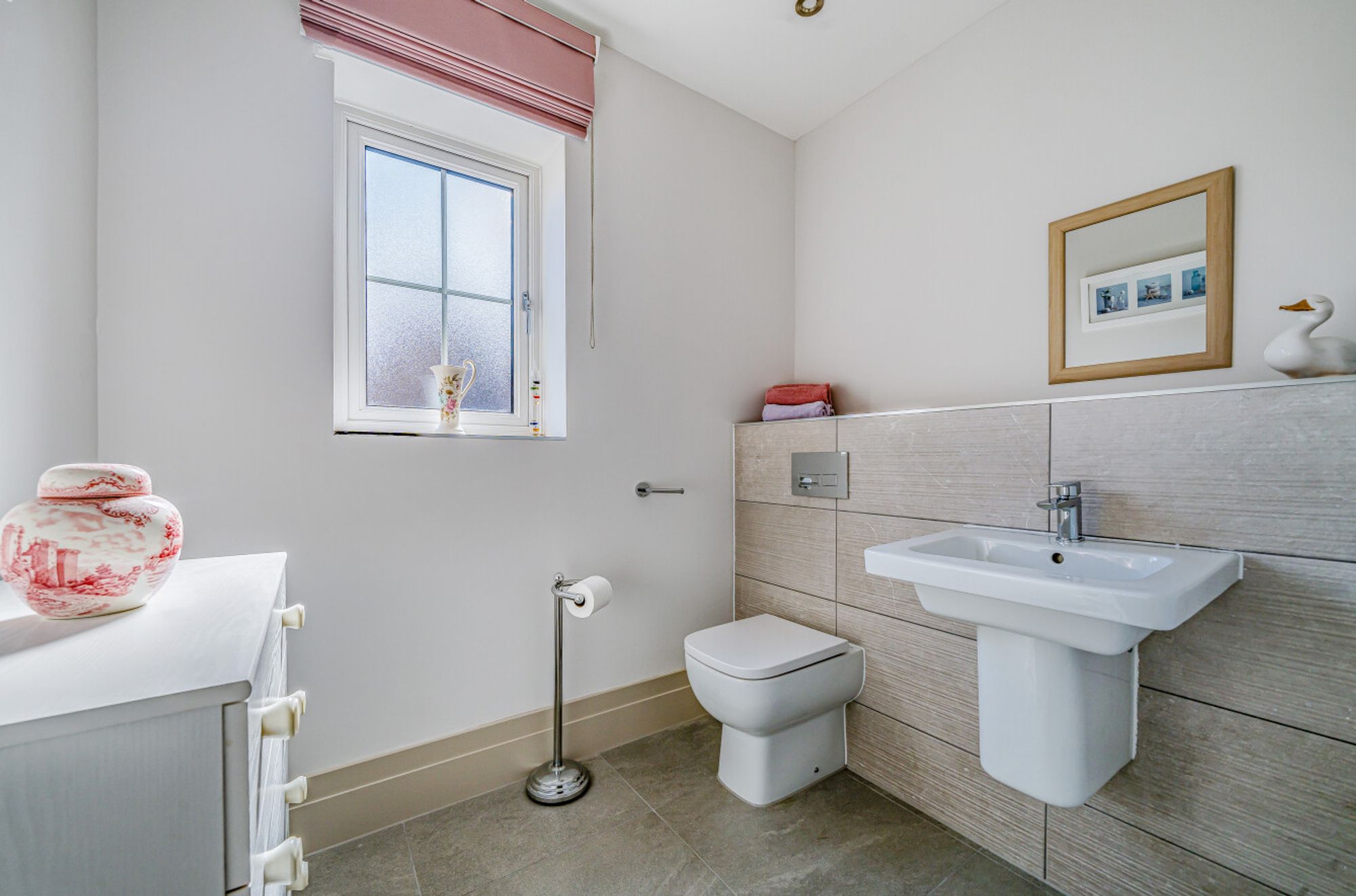 3 bed detached house for sale in Damson View, Pershore 7