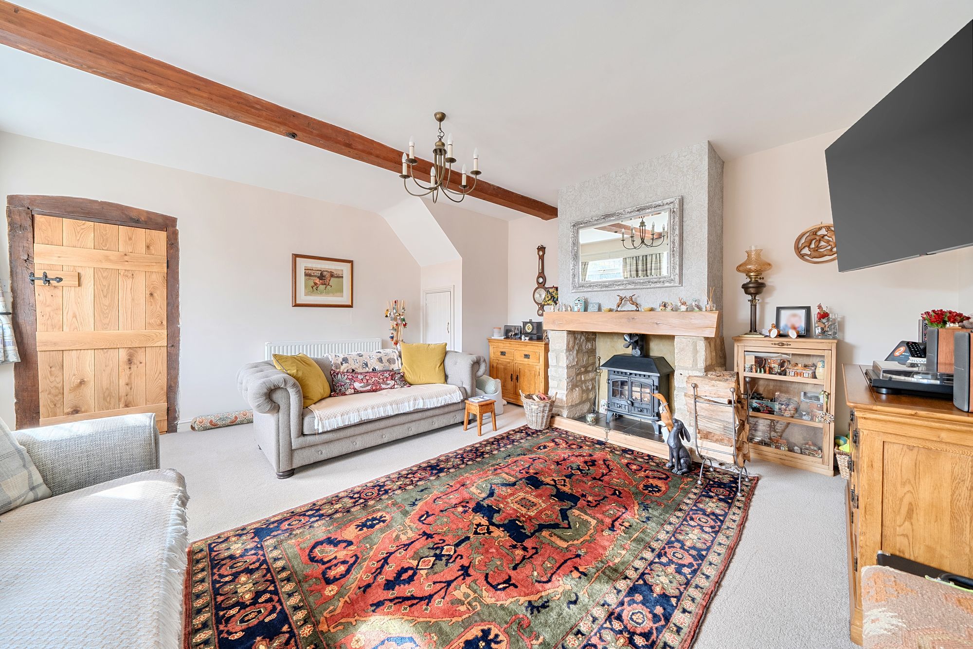 2 bed semi-detached house for sale in Throckmorton, Pershore 5