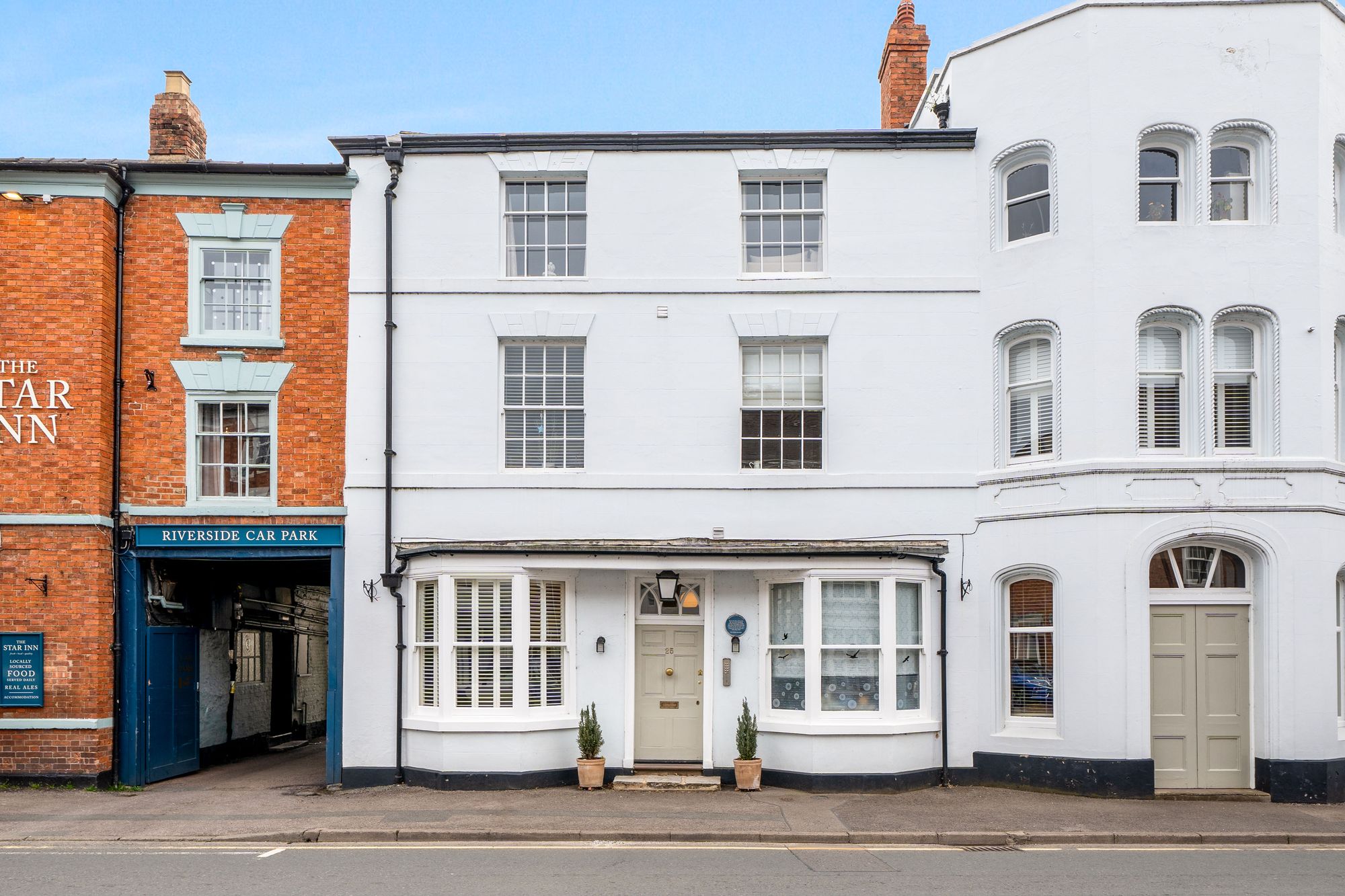 1 bed flat for sale in Bridge Street, Pershore - Property Image 1