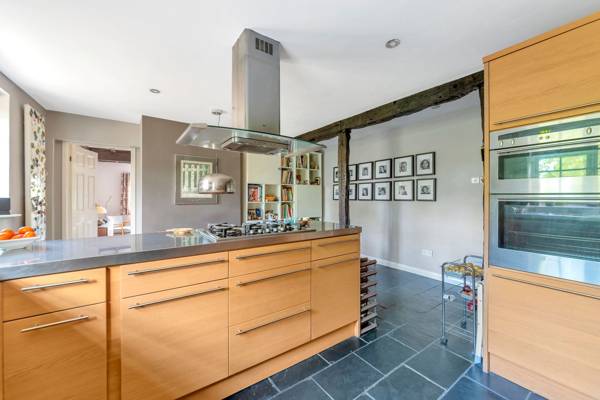4 bed detached house for sale in Nafford Road, Pershore  - Property Image 5
