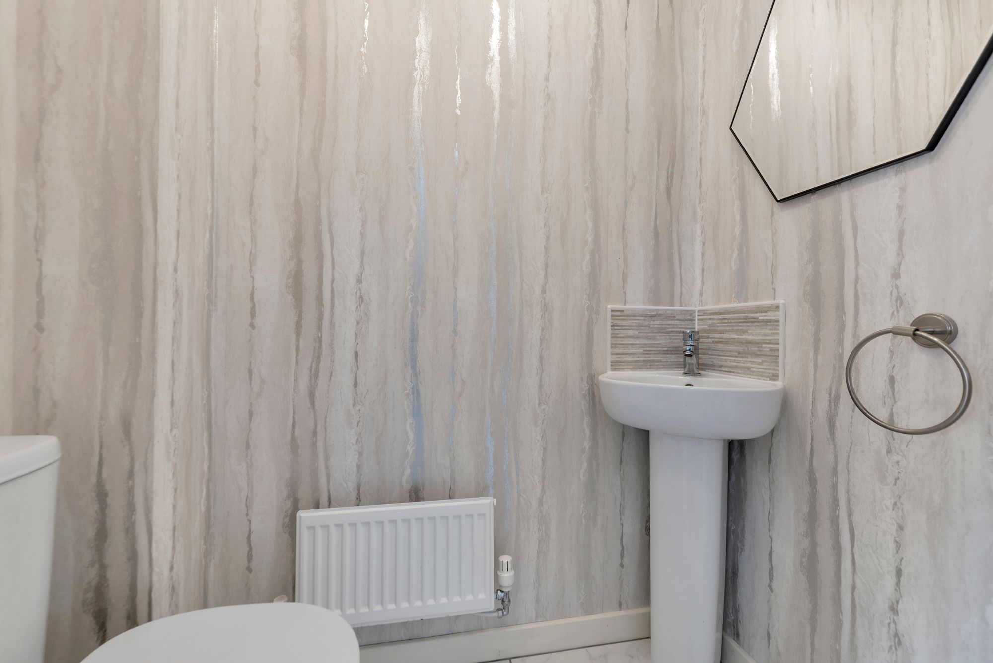 3 bed detached house for sale in Skylark Rise, Worcester  - Property Image 10