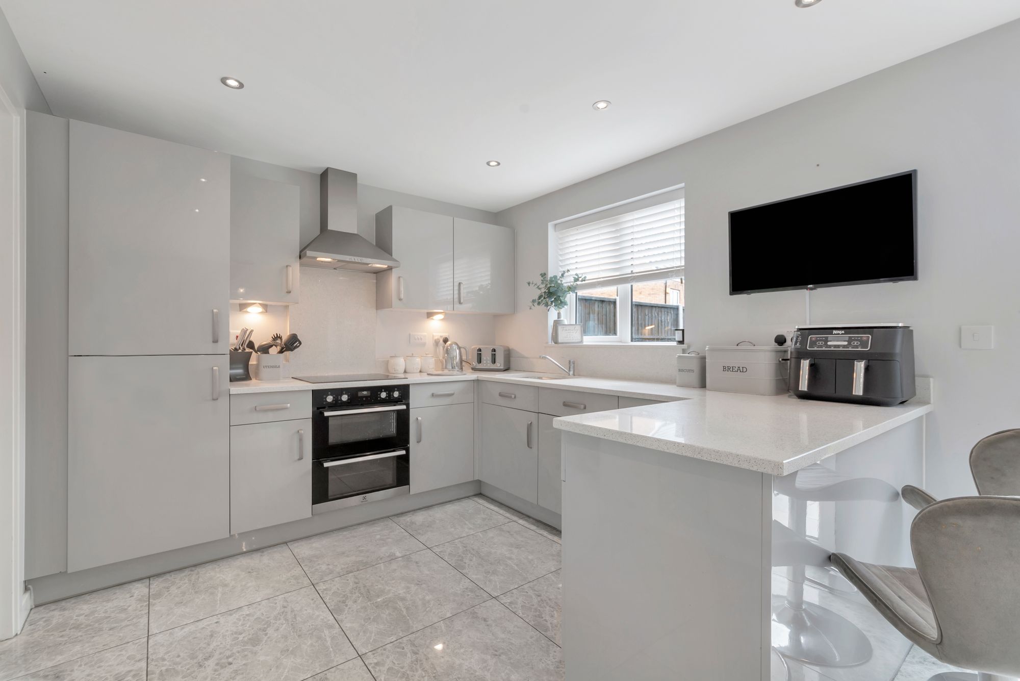 3 bed detached house for sale in Skylark Rise, Worcester  - Property Image 7