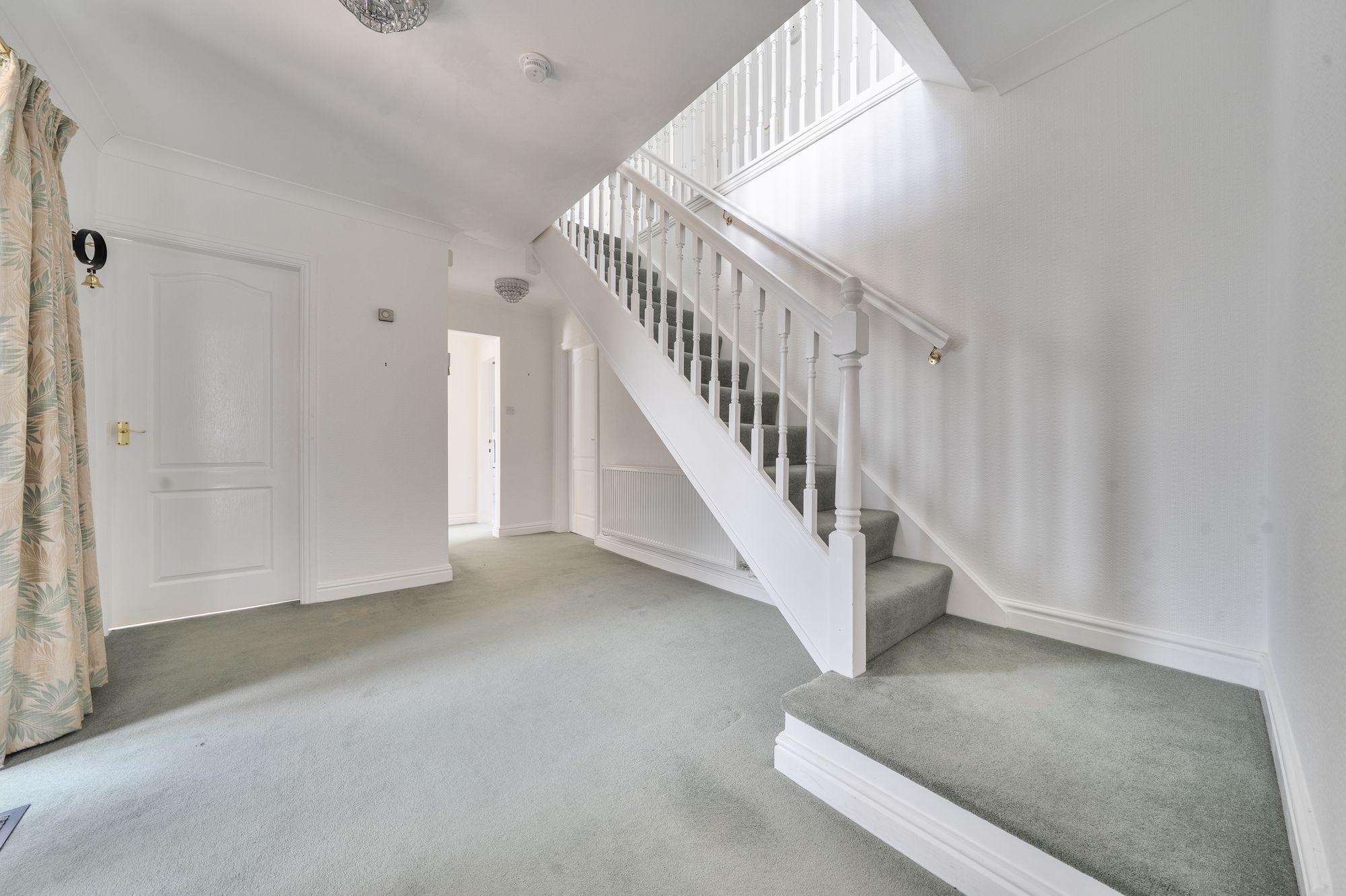 4 bed detached house for sale in Wick Road, Pershore 1