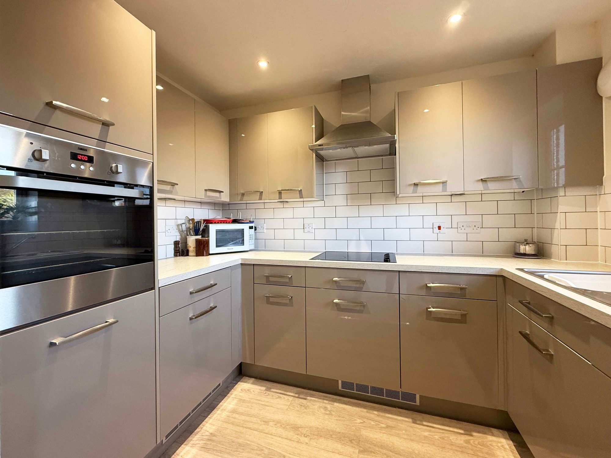 1 bed flat for sale in Defford Road, Pershore 2