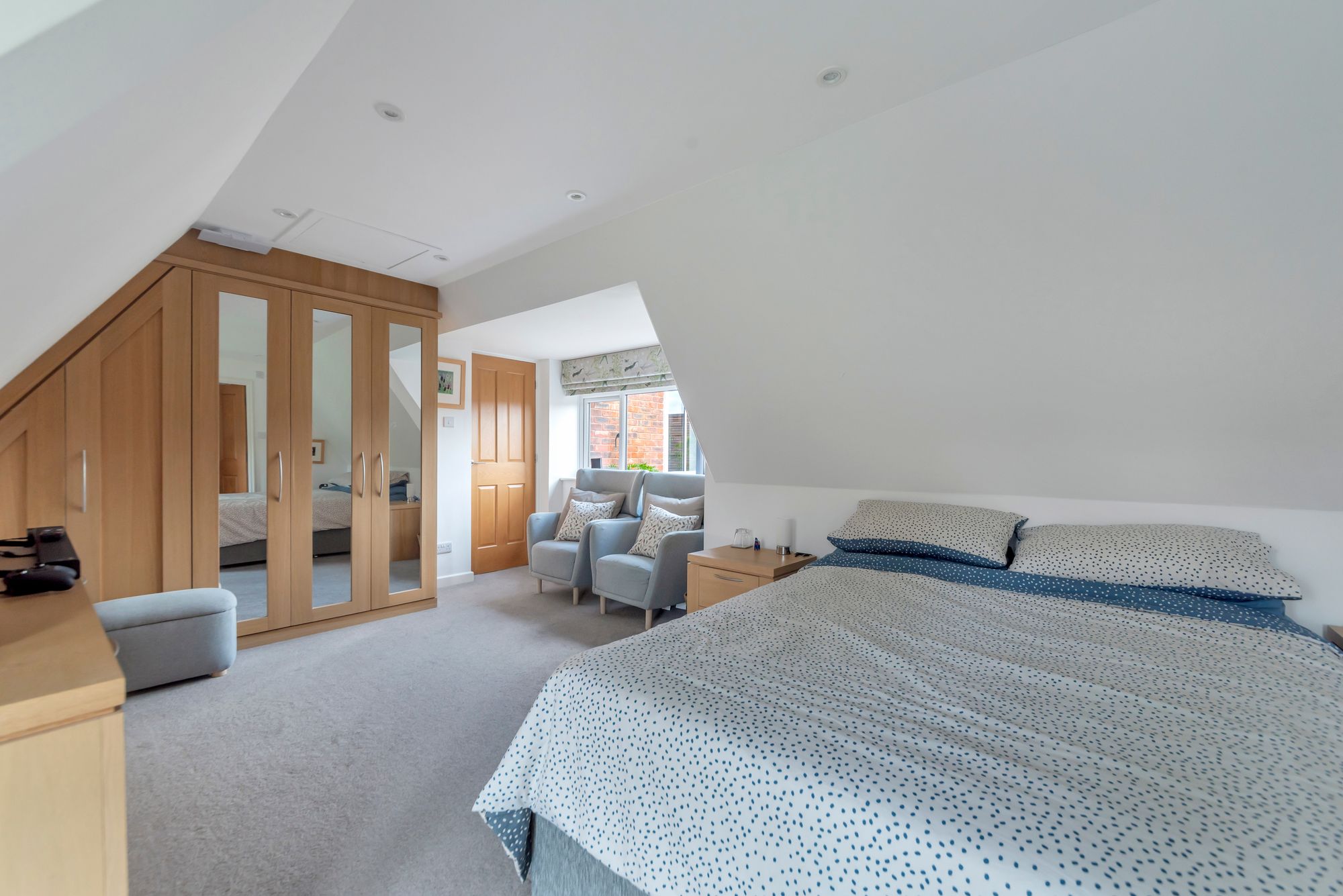 4 bed detached house for sale in Hillend Road, Tewkesbury 9