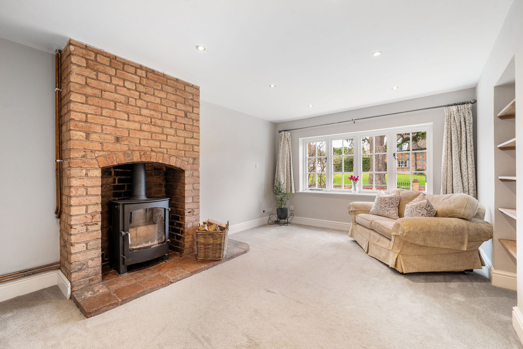 3 bed house for sale in Abbots Morton, Worcester  - Property Image 6