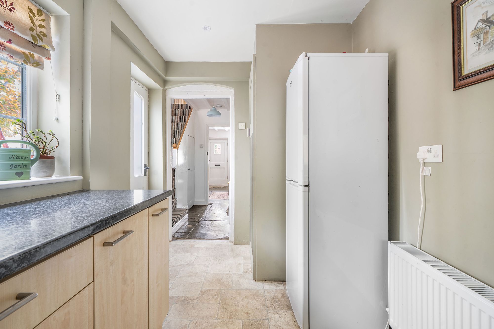 2 bed semi-detached cottage for sale in Farm Street, Pershore 7