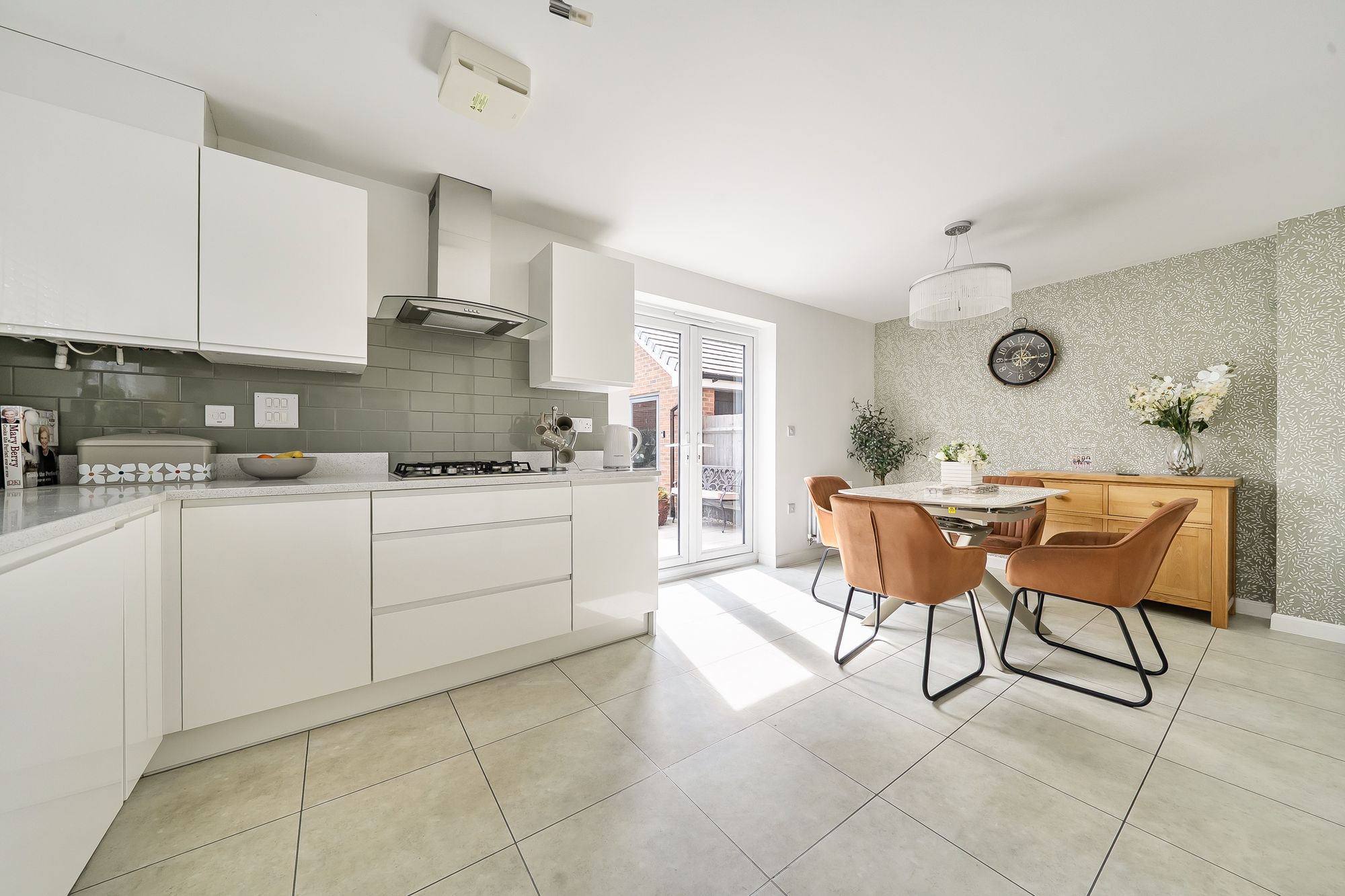 3 bed detached house for sale in Pear Tree Way, Pershore  - Property Image 2
