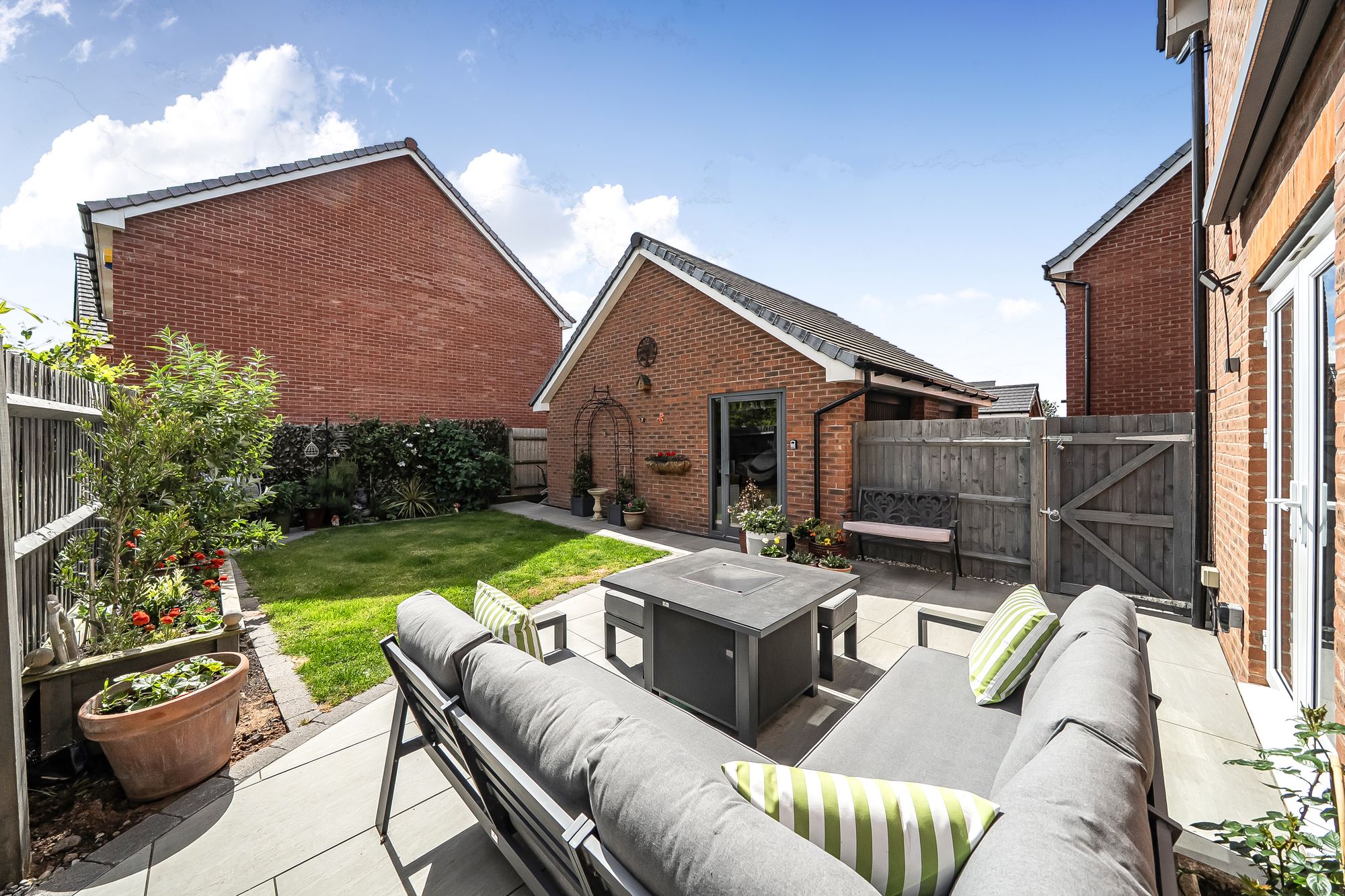 3 bed detached house for sale in Pear Tree Way, Pershore  - Property Image 15