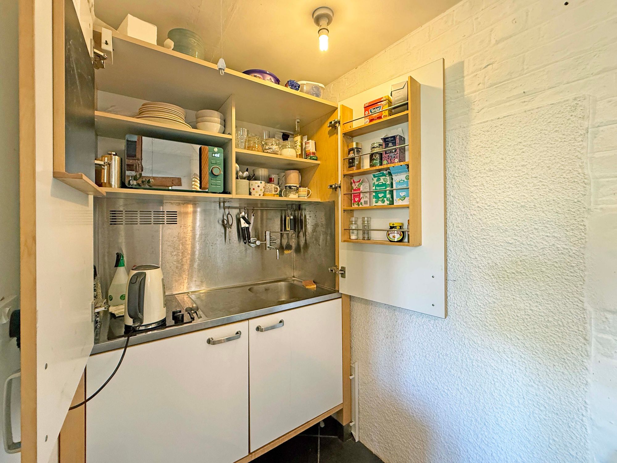 Commercial property to rent in High Street, Pershore  - Property Image 3