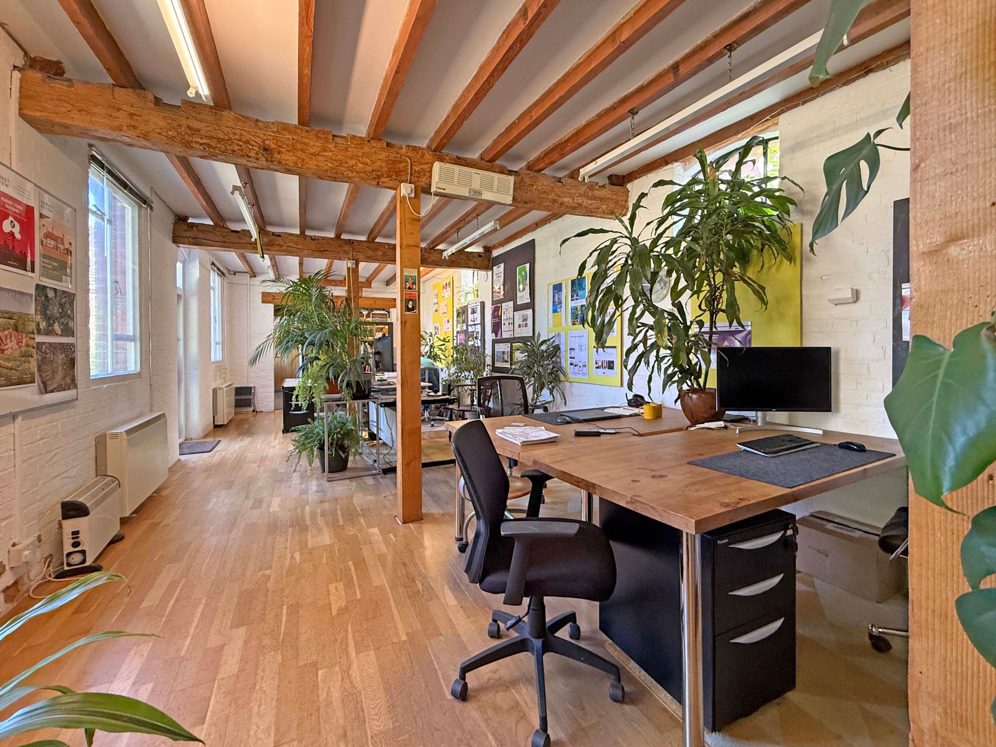 Commercial property to rent in High Street, Pershore  - Property Image 6