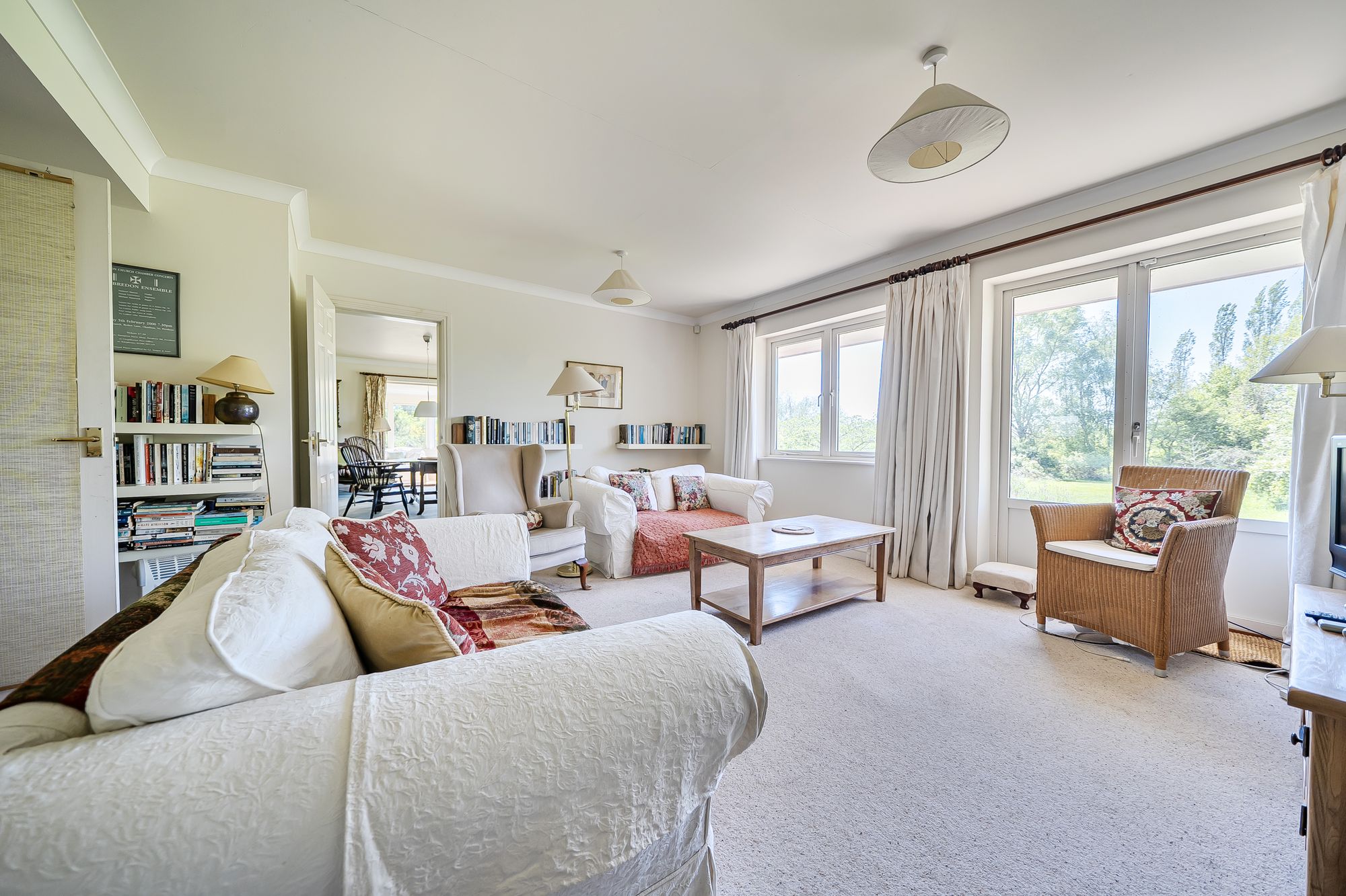 4 bed detached house for sale in Worcester Road, Pershore 9