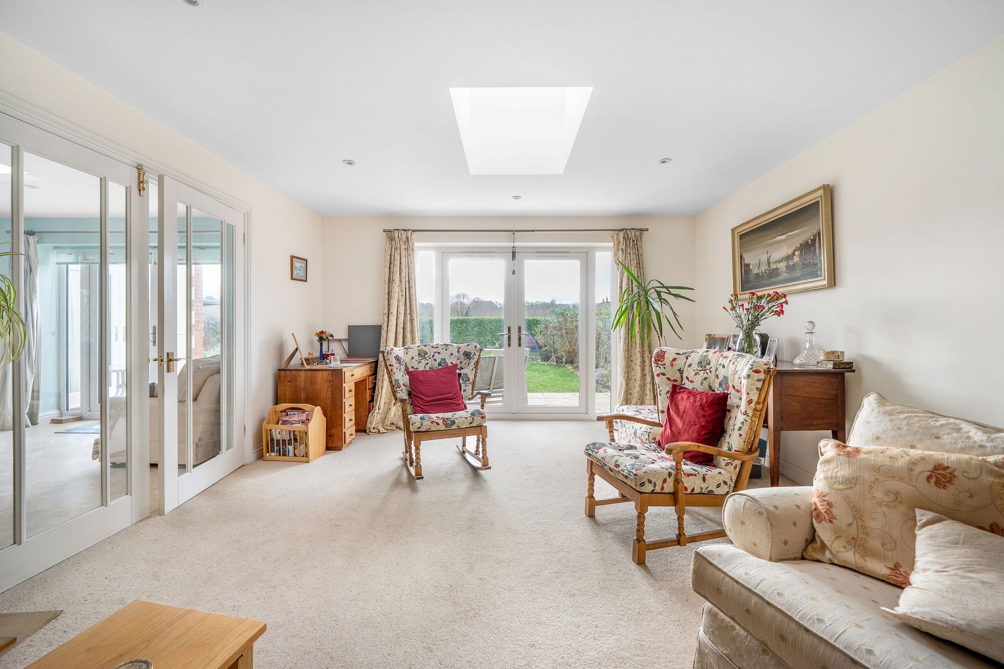 4 bed detached bungalow for sale in Nogains, Pershore 5