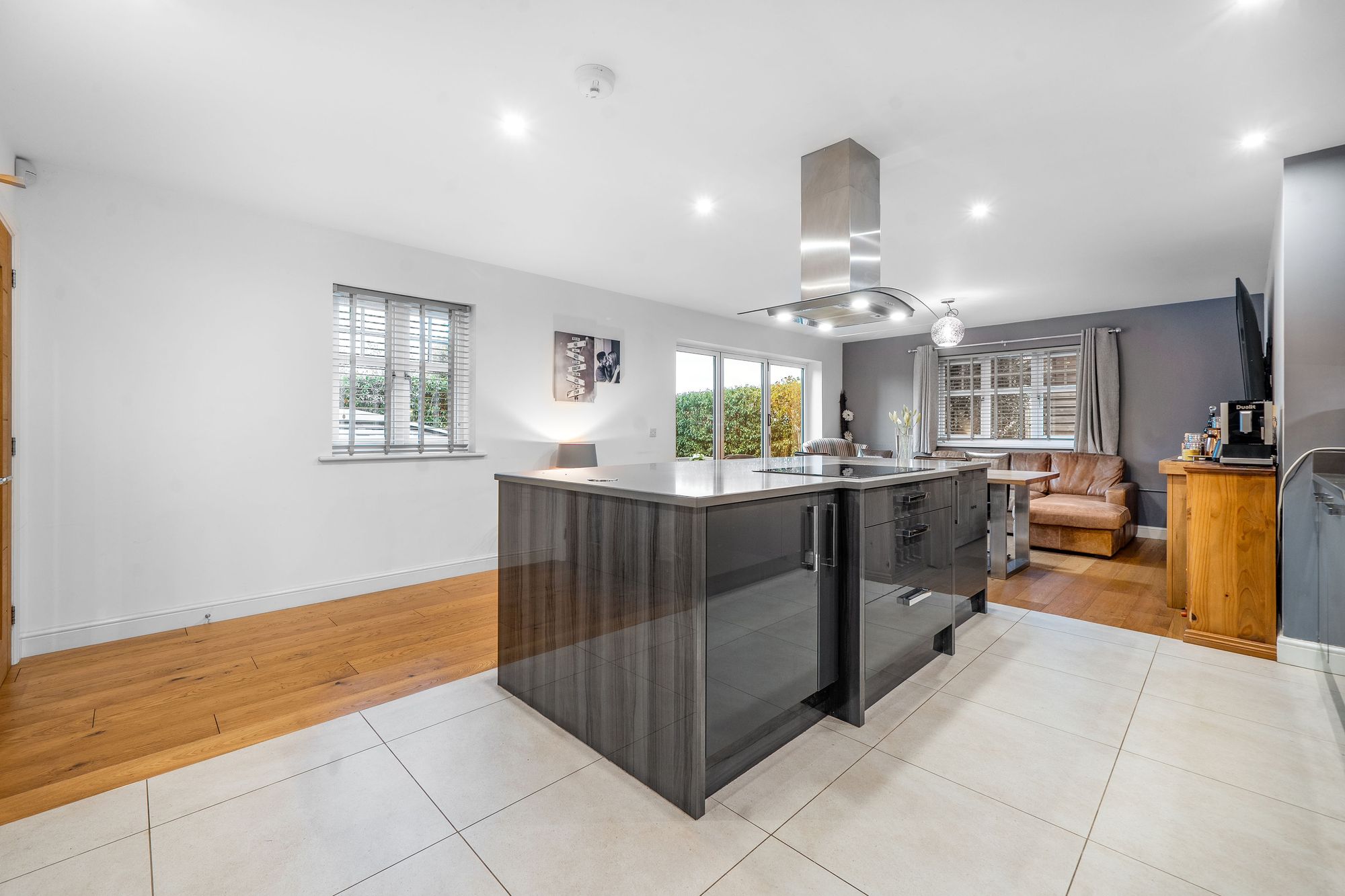 5 bed detached house for sale in Main Street, Pershore 11