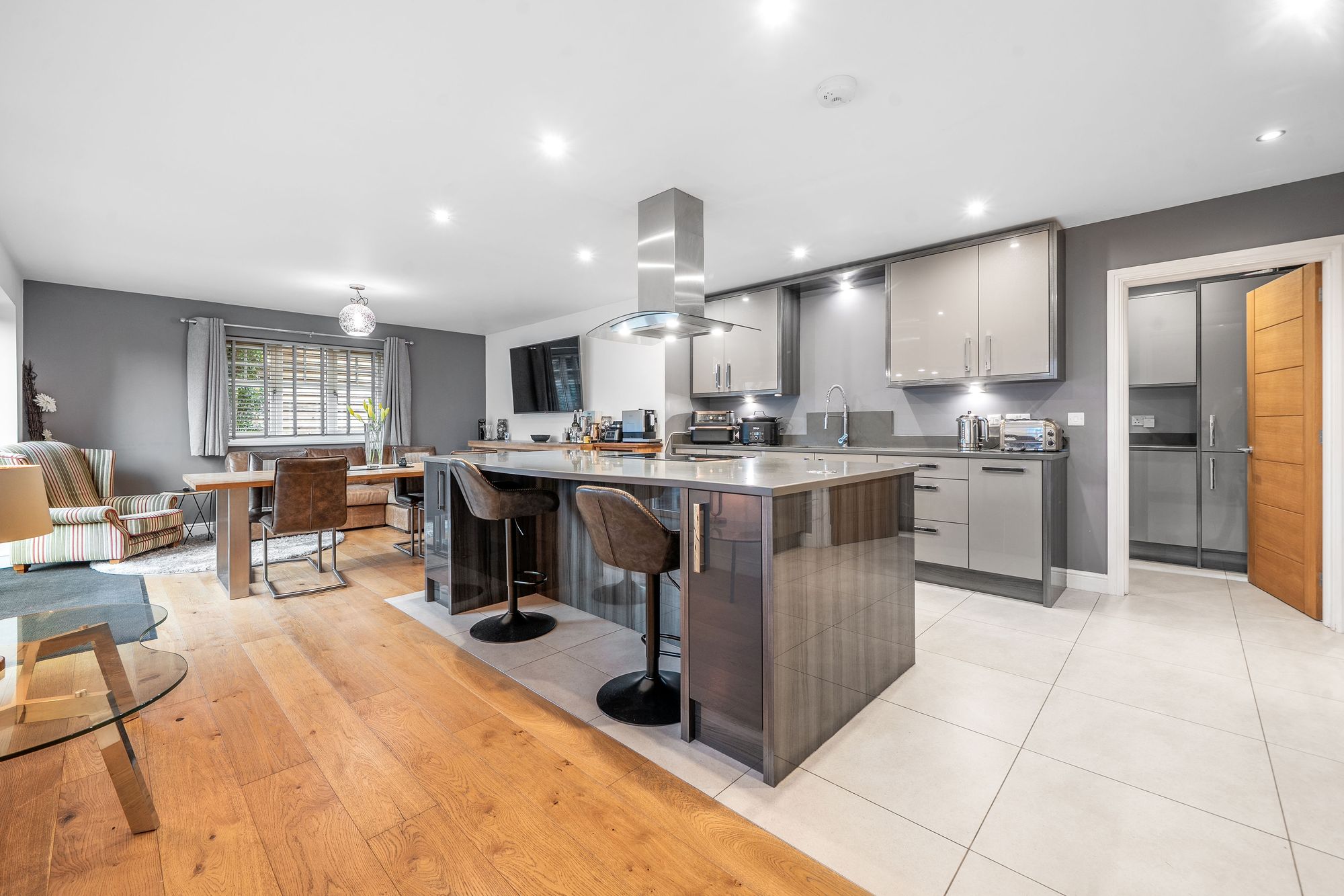 5 bed detached house for sale in Main Street, Pershore  - Property Image 3