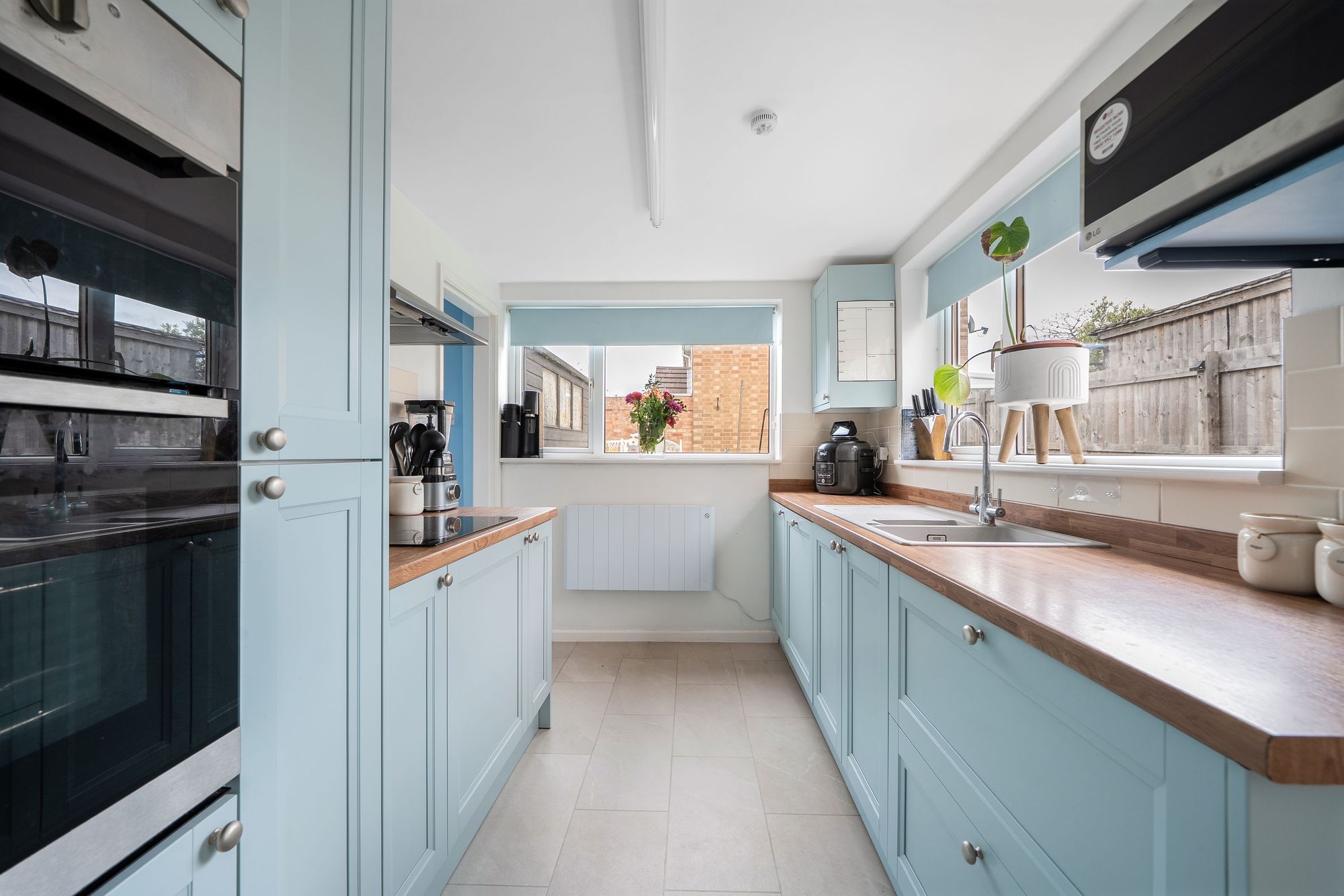 3 bed end of terrace house for sale in Mayfield Road, Pershore  - Property Image 3