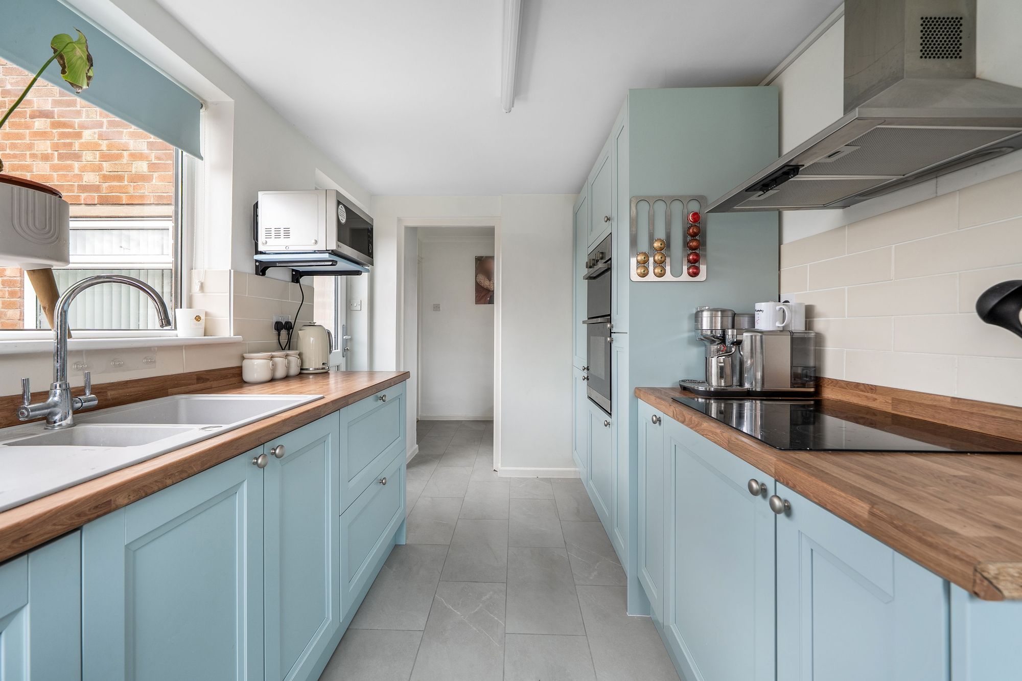 3 bed end of terrace house for sale in Mayfield Road, Pershore  - Property Image 2