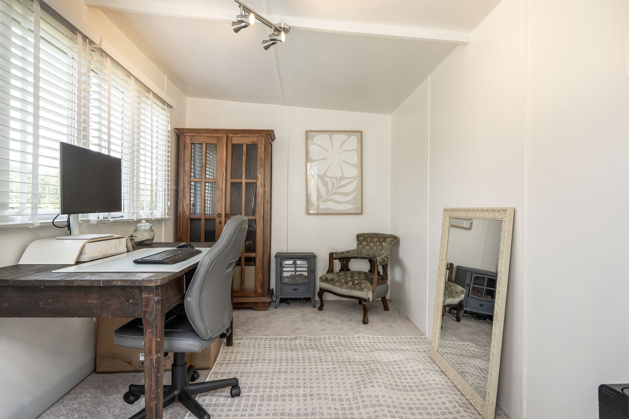 4 bed detached bungalow for sale in Timberdine Avenue, Worcester 22
