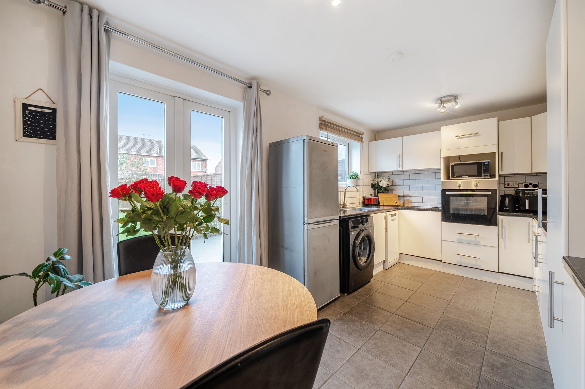 3 bed semi-detached house for sale in Chestnut Close, Pershore 3