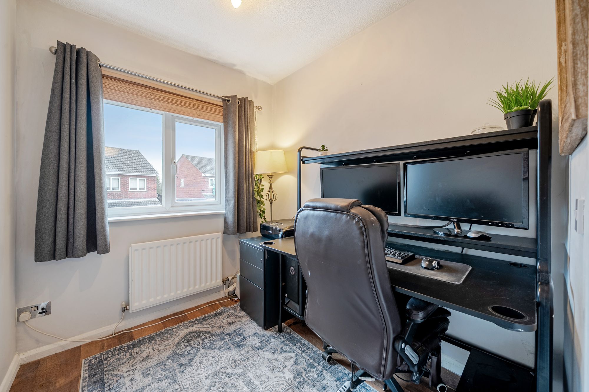 3 bed semi-detached house for sale in Chestnut Close, Pershore 8