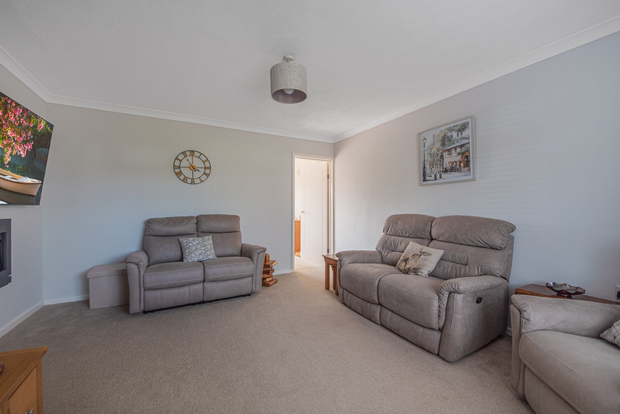 3 bed semi-detached house for sale in Stonebow Road, Pershore 4