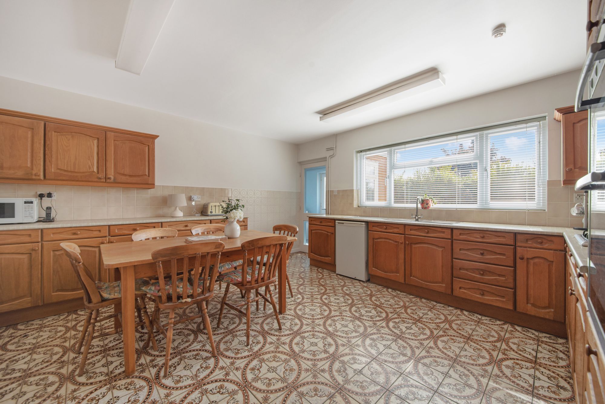 5 bed detached house for sale in Butt Furlong, Pershore  - Property Image 3