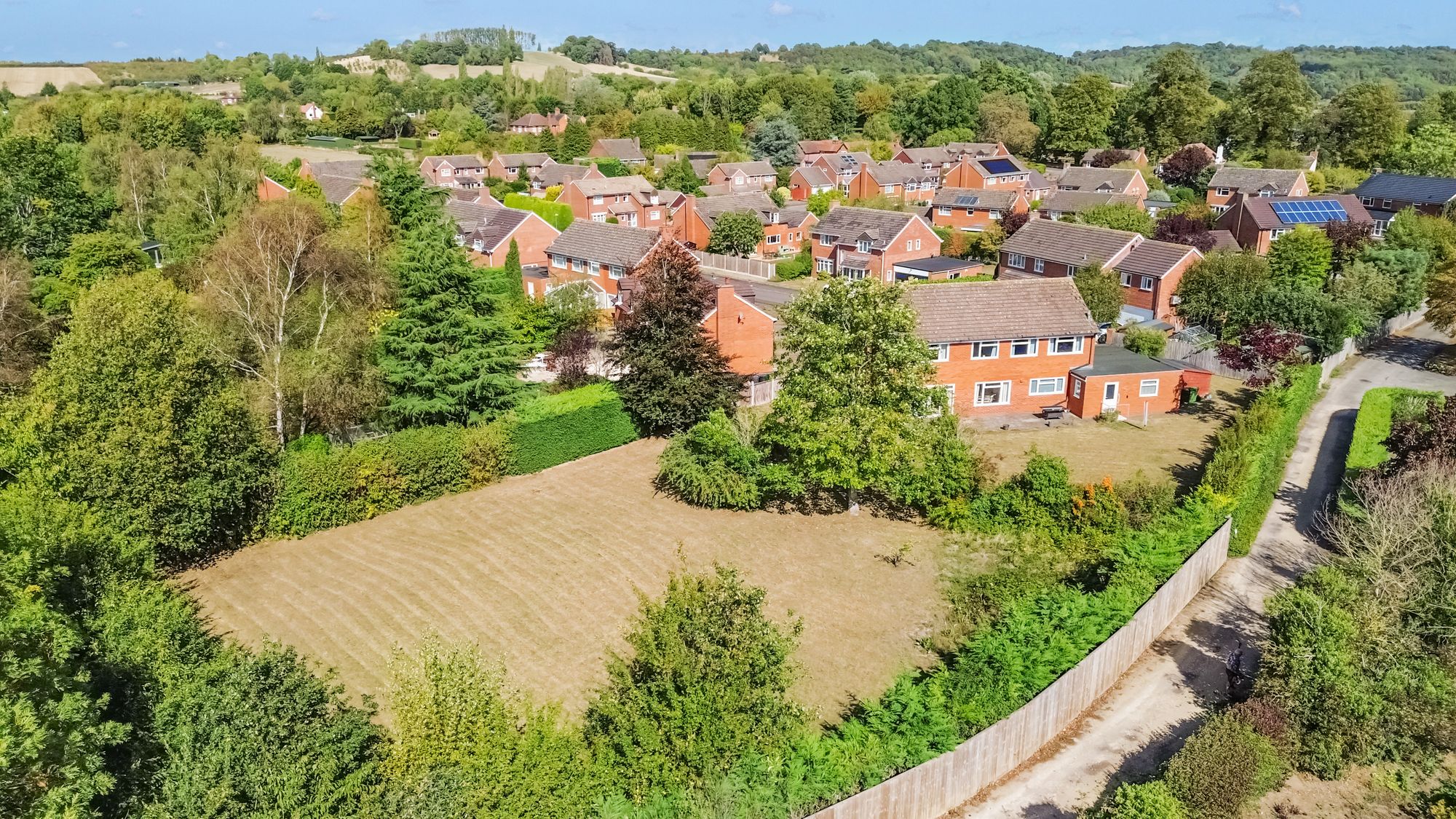 5 bed detached house for sale in Butt Furlong, Pershore - Property Image 1