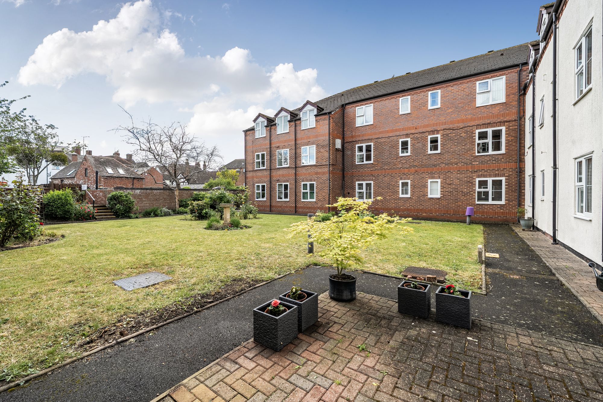 2 bed flat for sale in Ganderton Court, Pershore 13