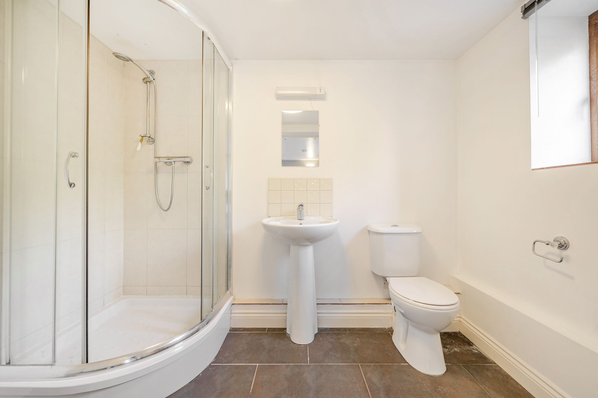 5 bed detached house for sale in Merryfields, Malvern 15