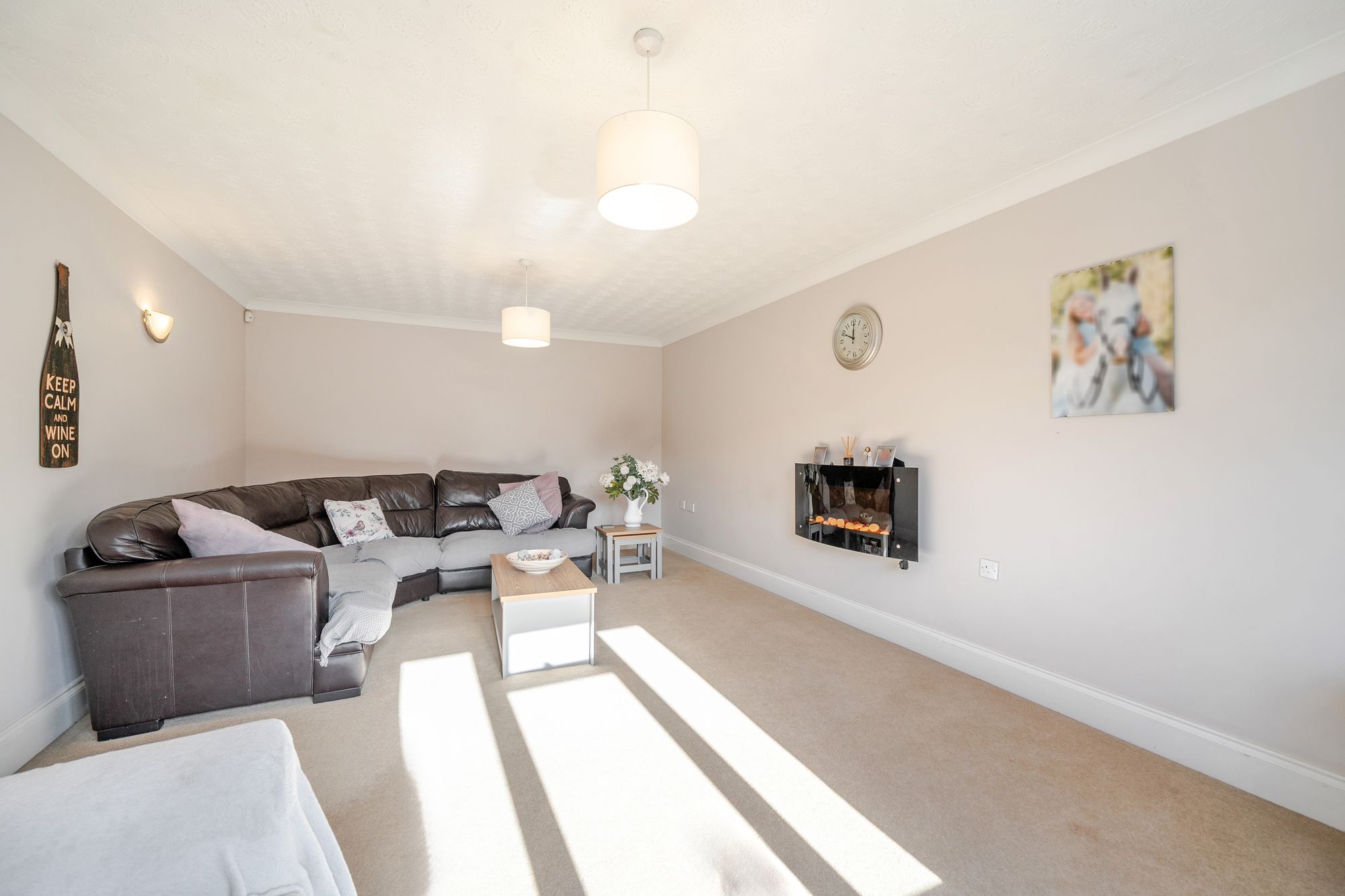 5 bed detached house for sale in Merryfields, Malvern  - Property Image 5